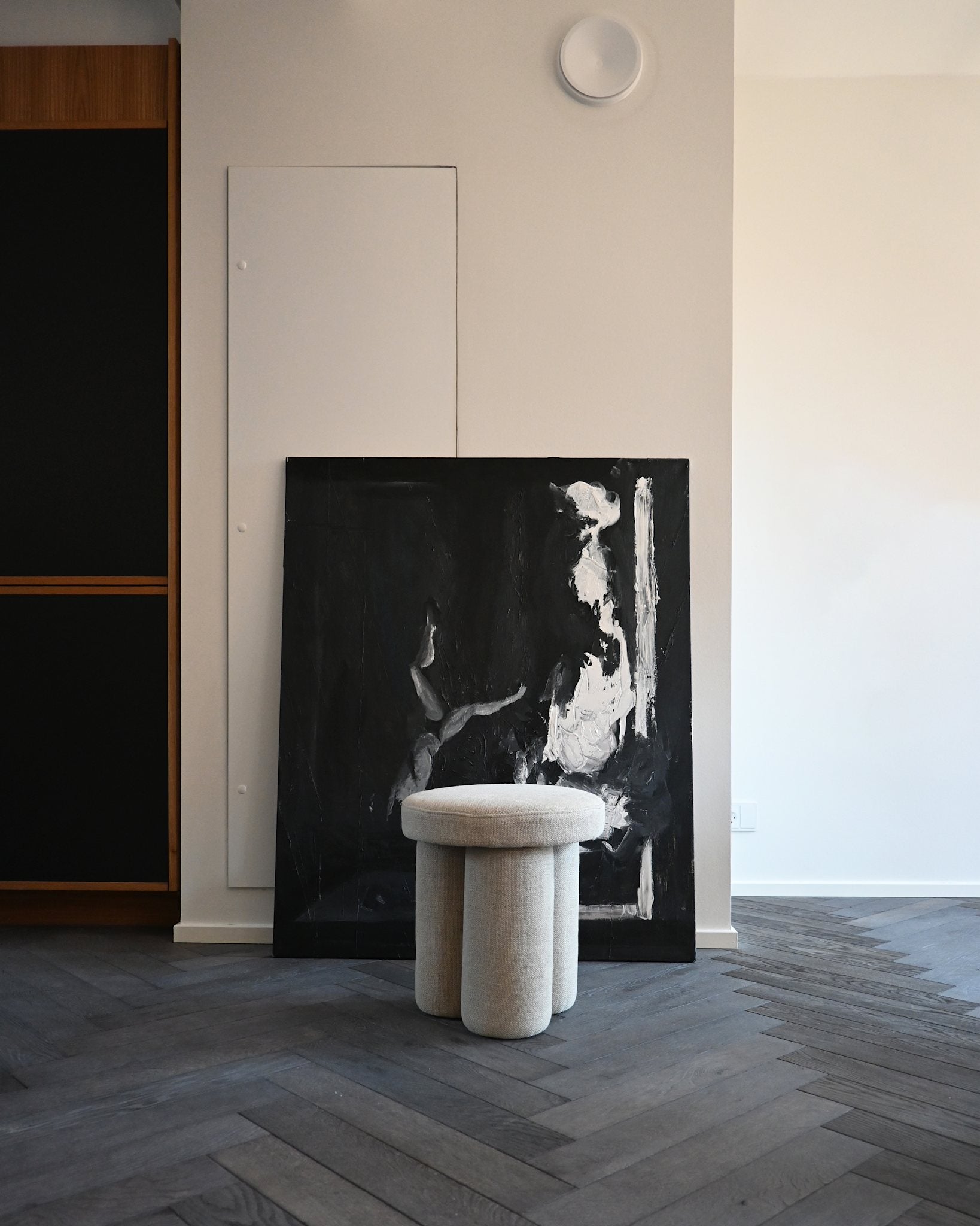 101 Copenhagen - Big Foot Stool - Sand (8047-2) - Stool