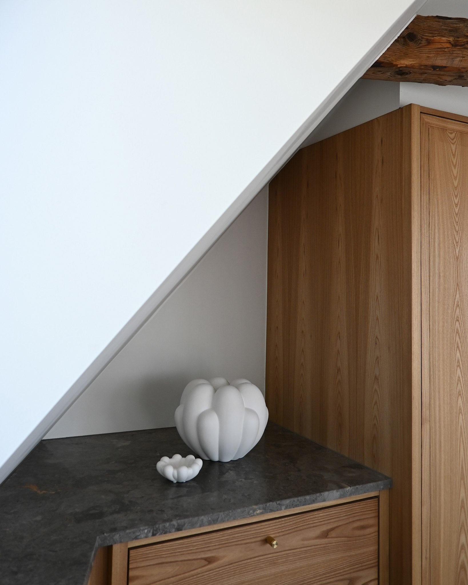 101 Copenhagen - Bloom Vase, Mini - Bone White - Vase