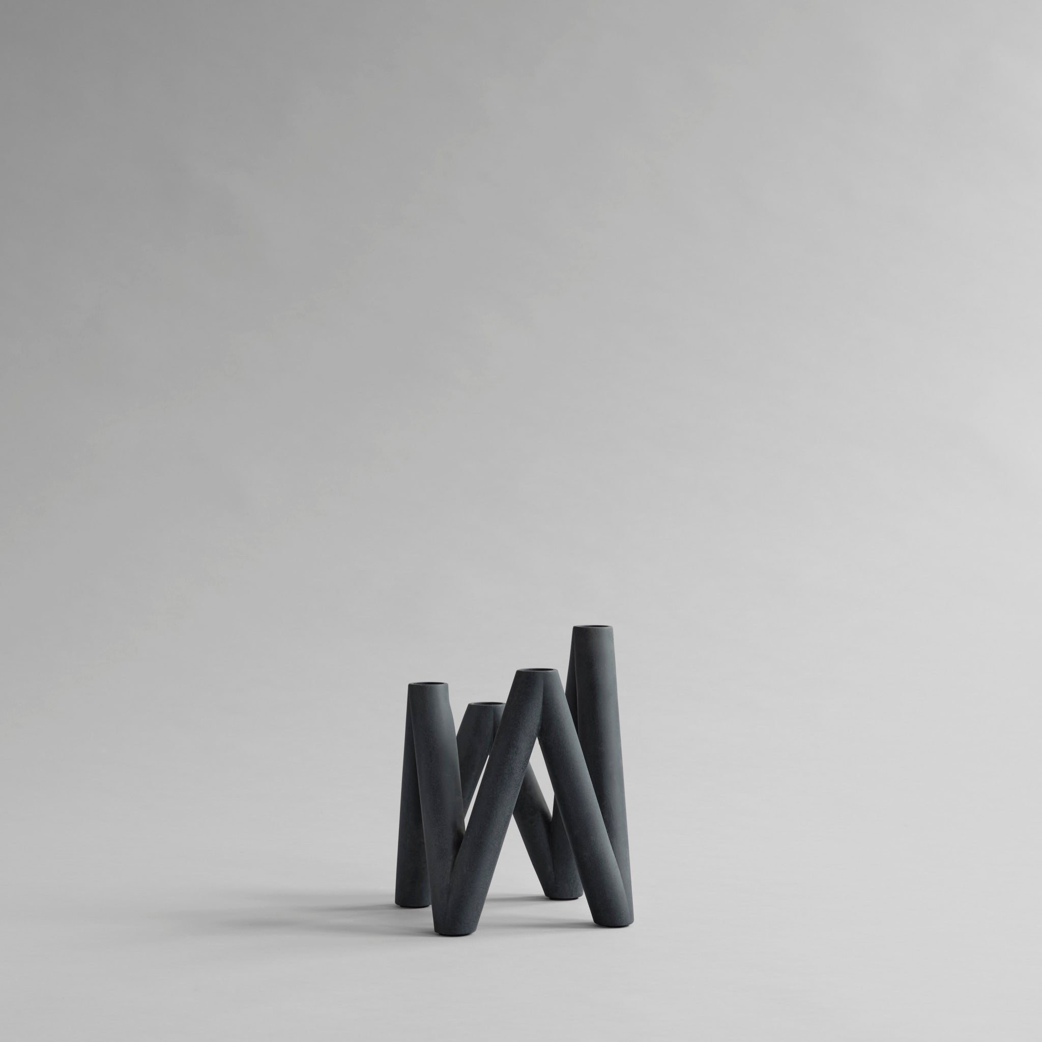 101 Copenhagen - W Candle Holder - Black - Candle Holders