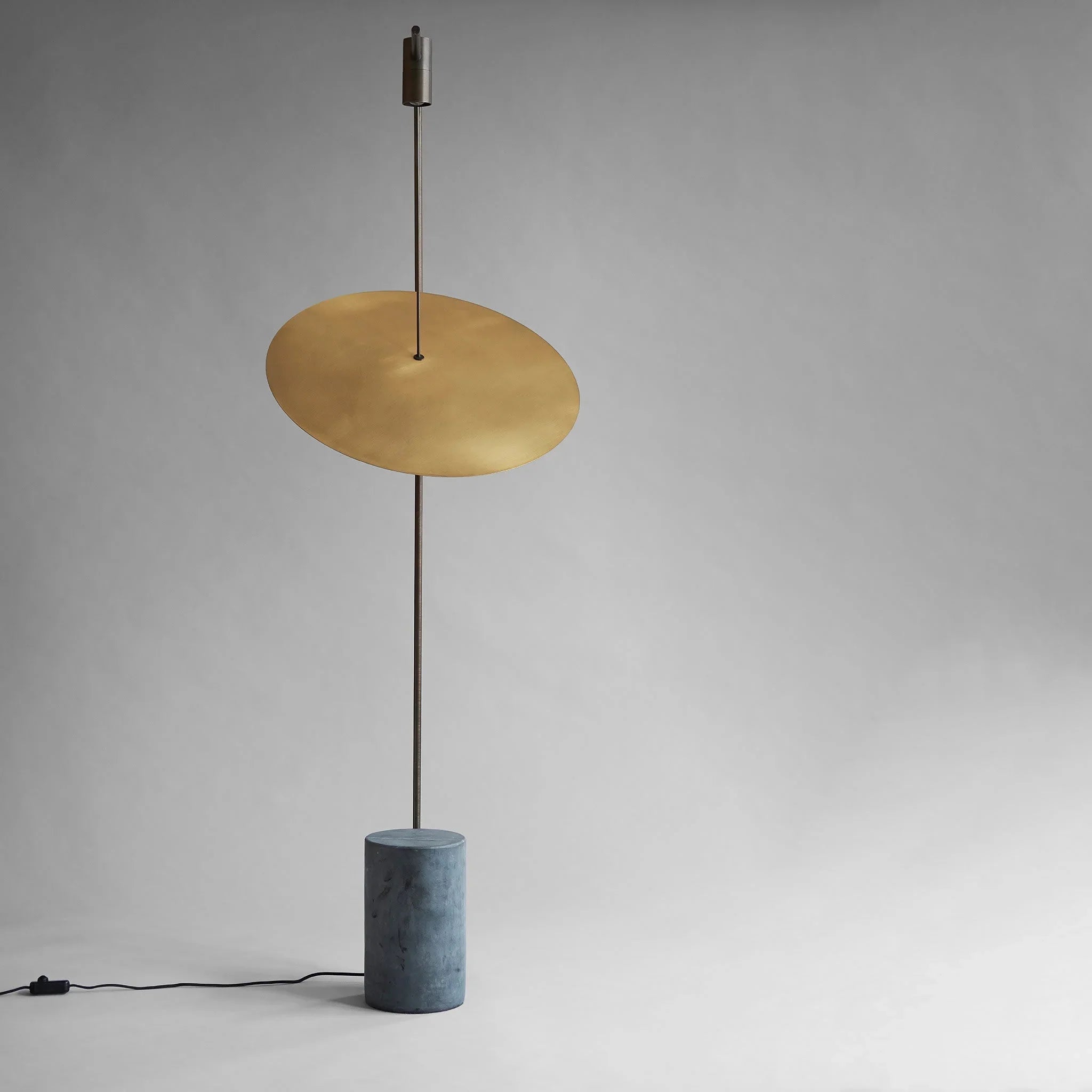 Moon floor lamp in Brass