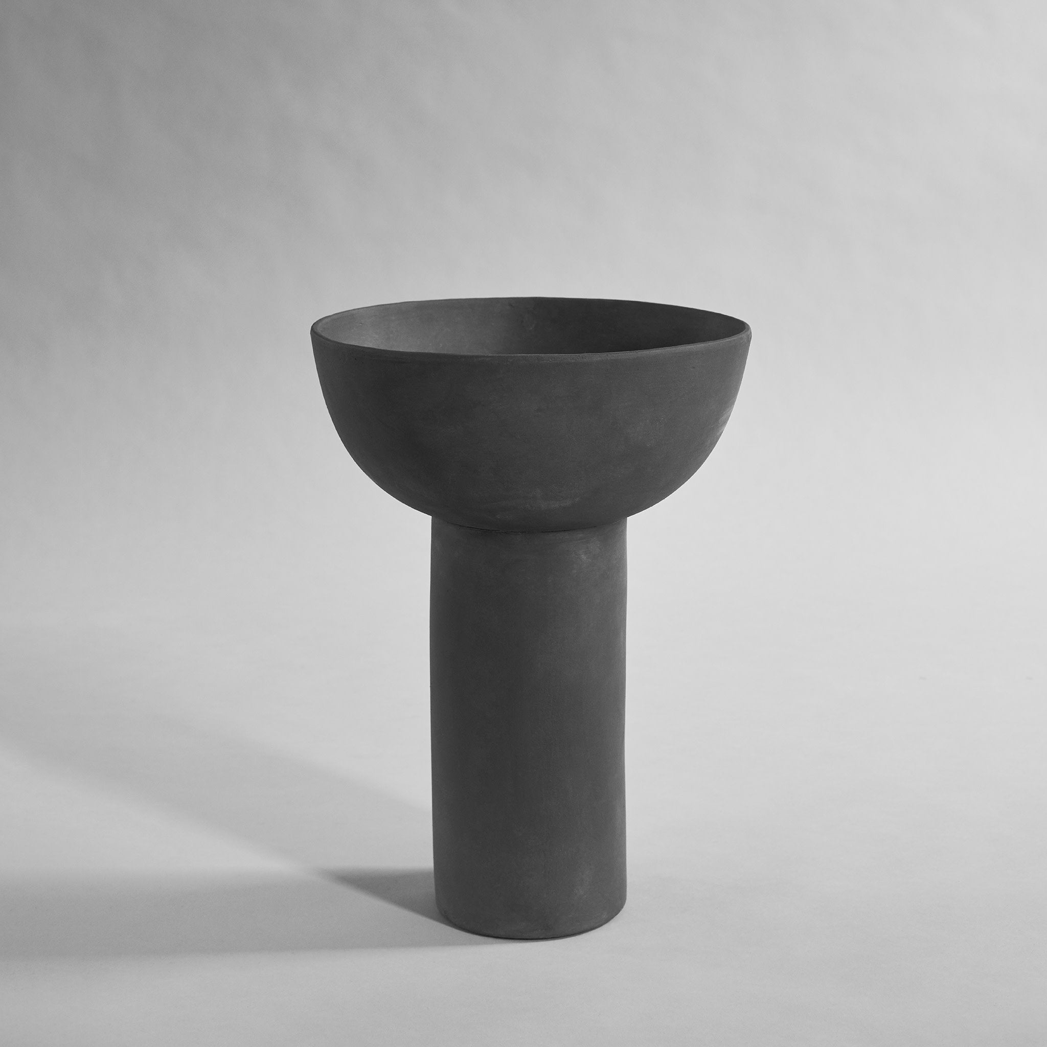 101 Copenhagen - Block Vase, Big - Dark Grey - Archive