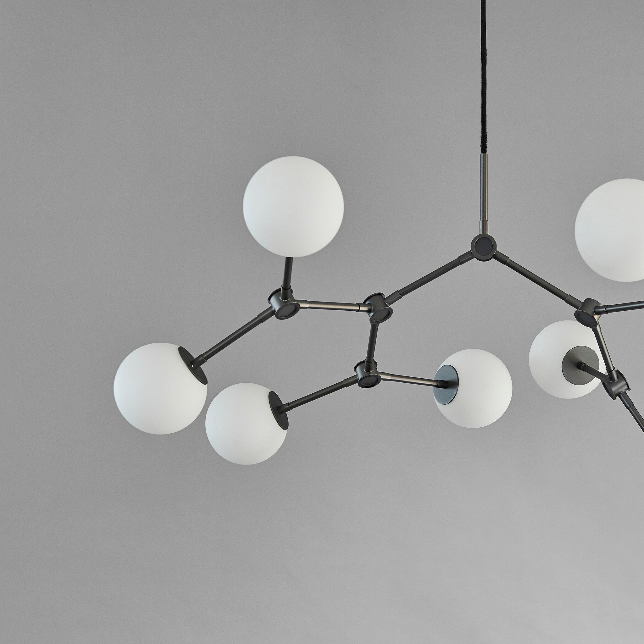 101 Copenhagen - Drop Chandelier Bulp, Mini - Grey (5m) - Chandelier