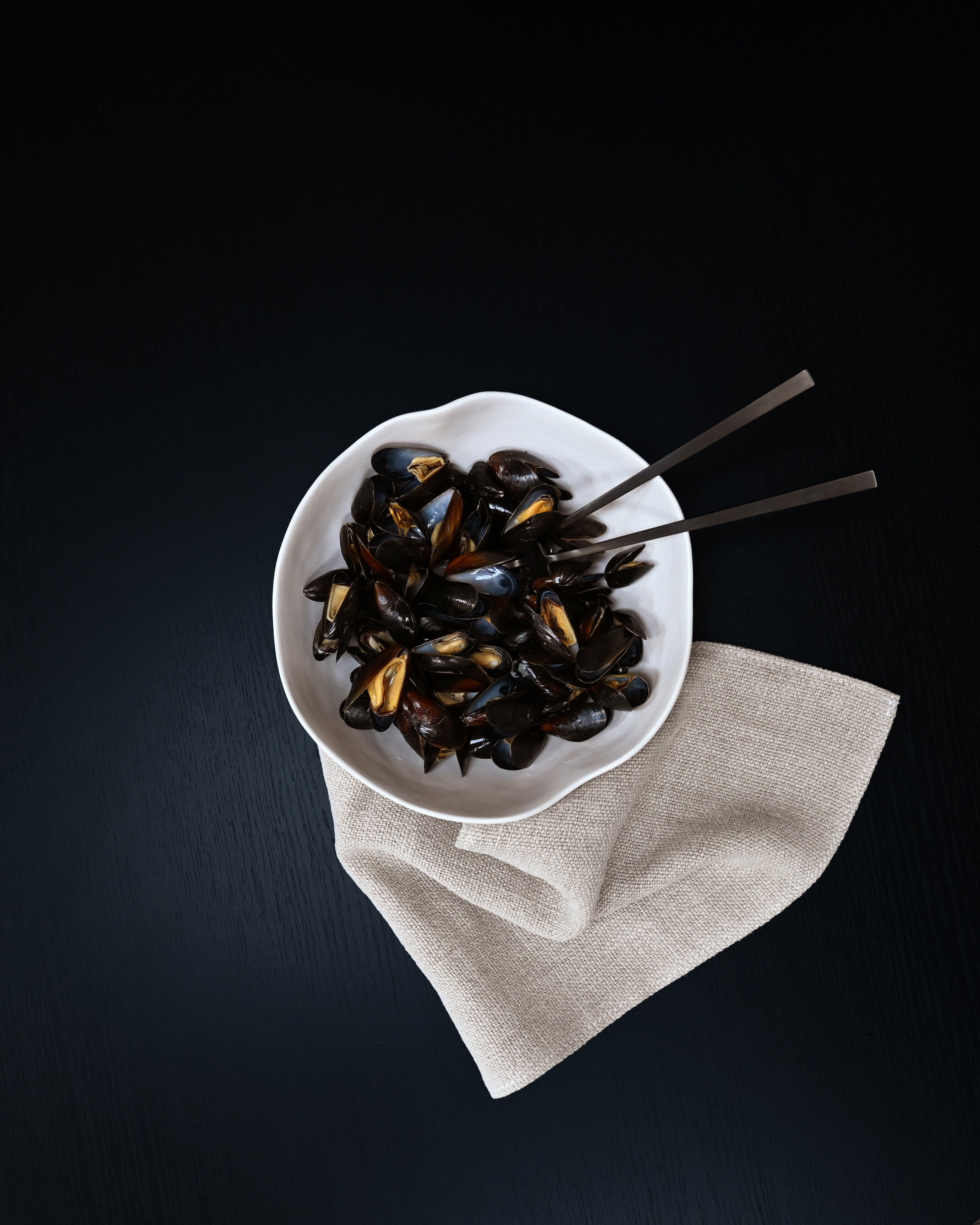 101 Copenhagen - Kogei Salad Servers - Black - Cutlery