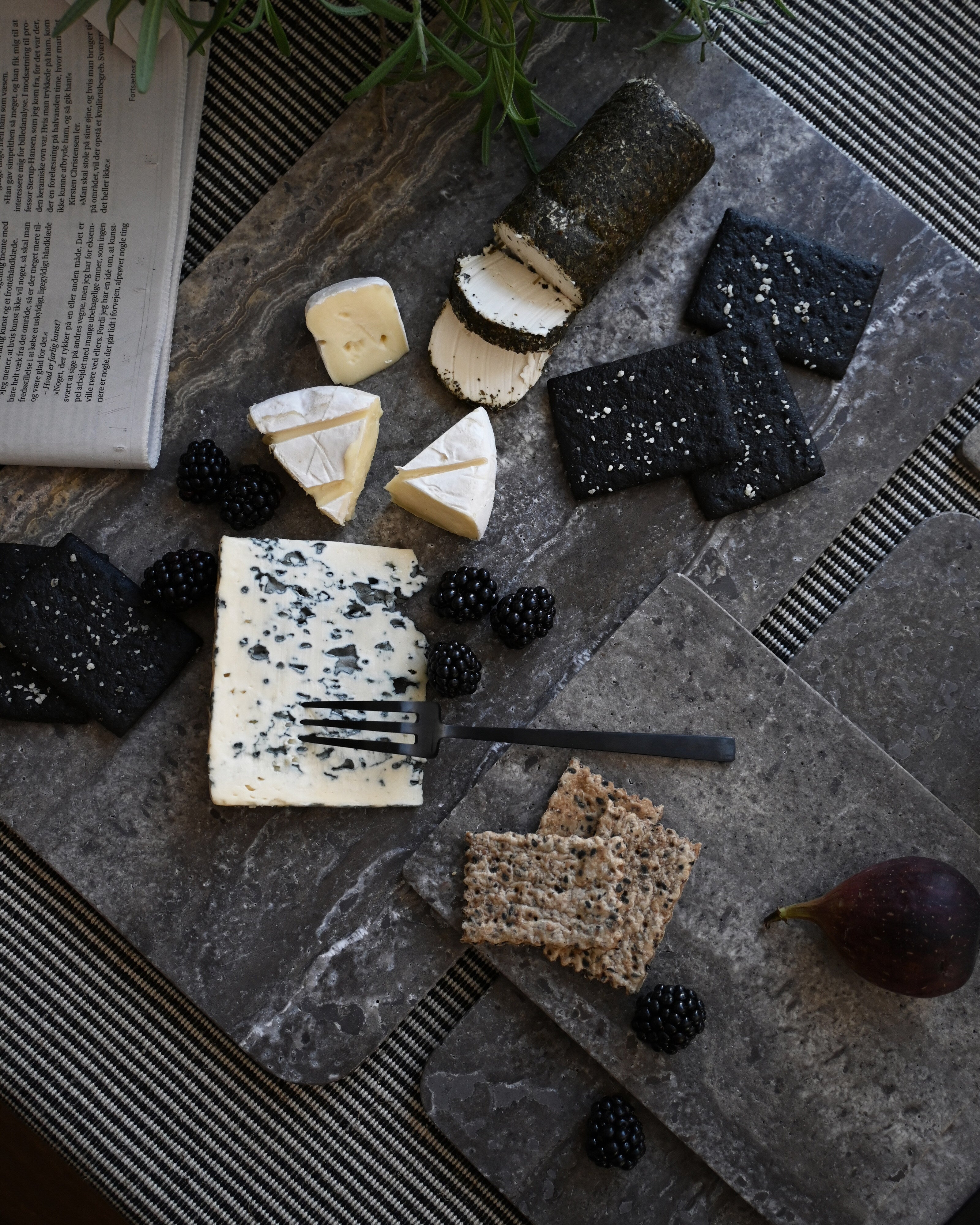 101 Copenhagen - Kogei Dessert Fork - Black - Cutlery