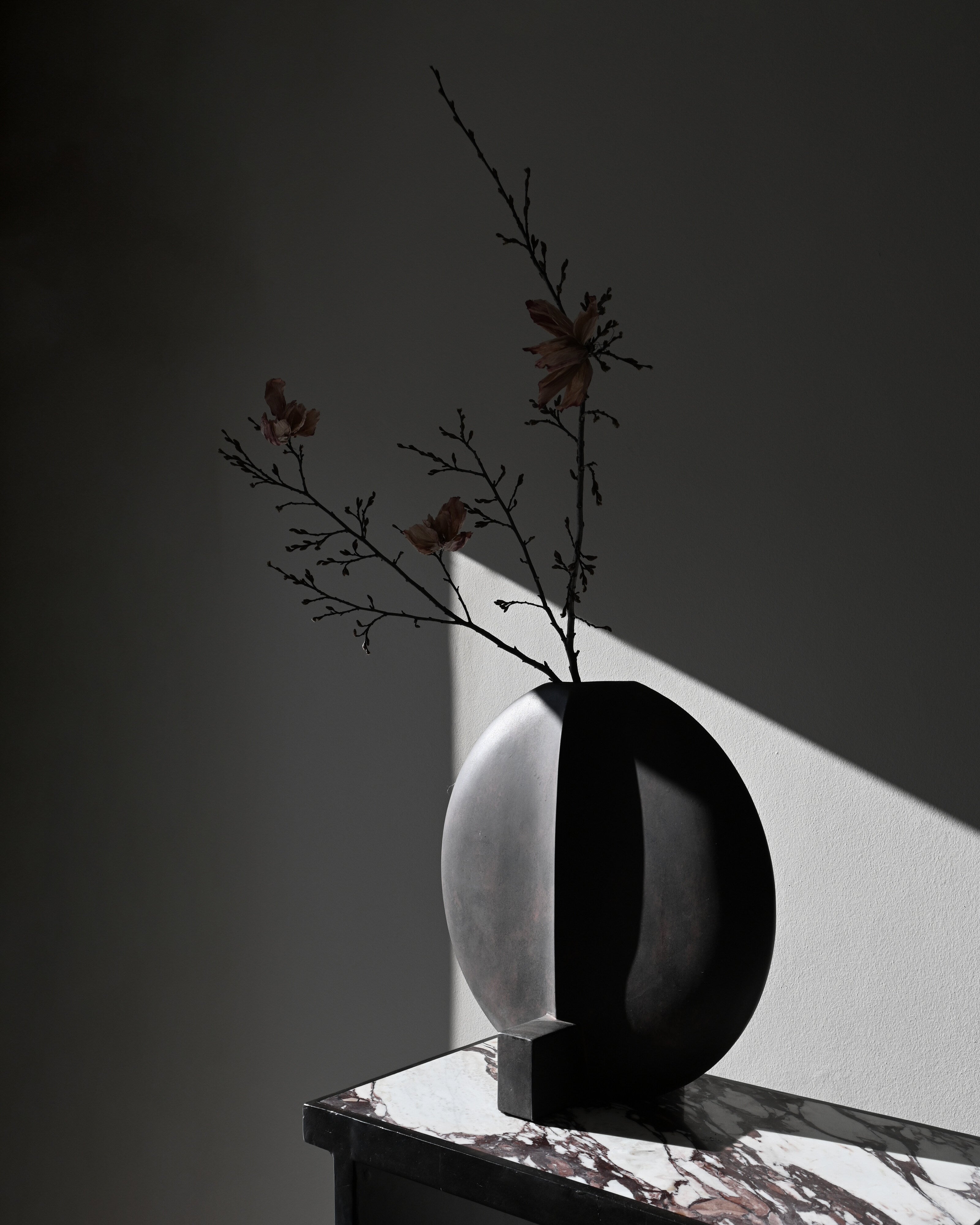 101 Copenhagen - Arc Console - Calacatta - Console