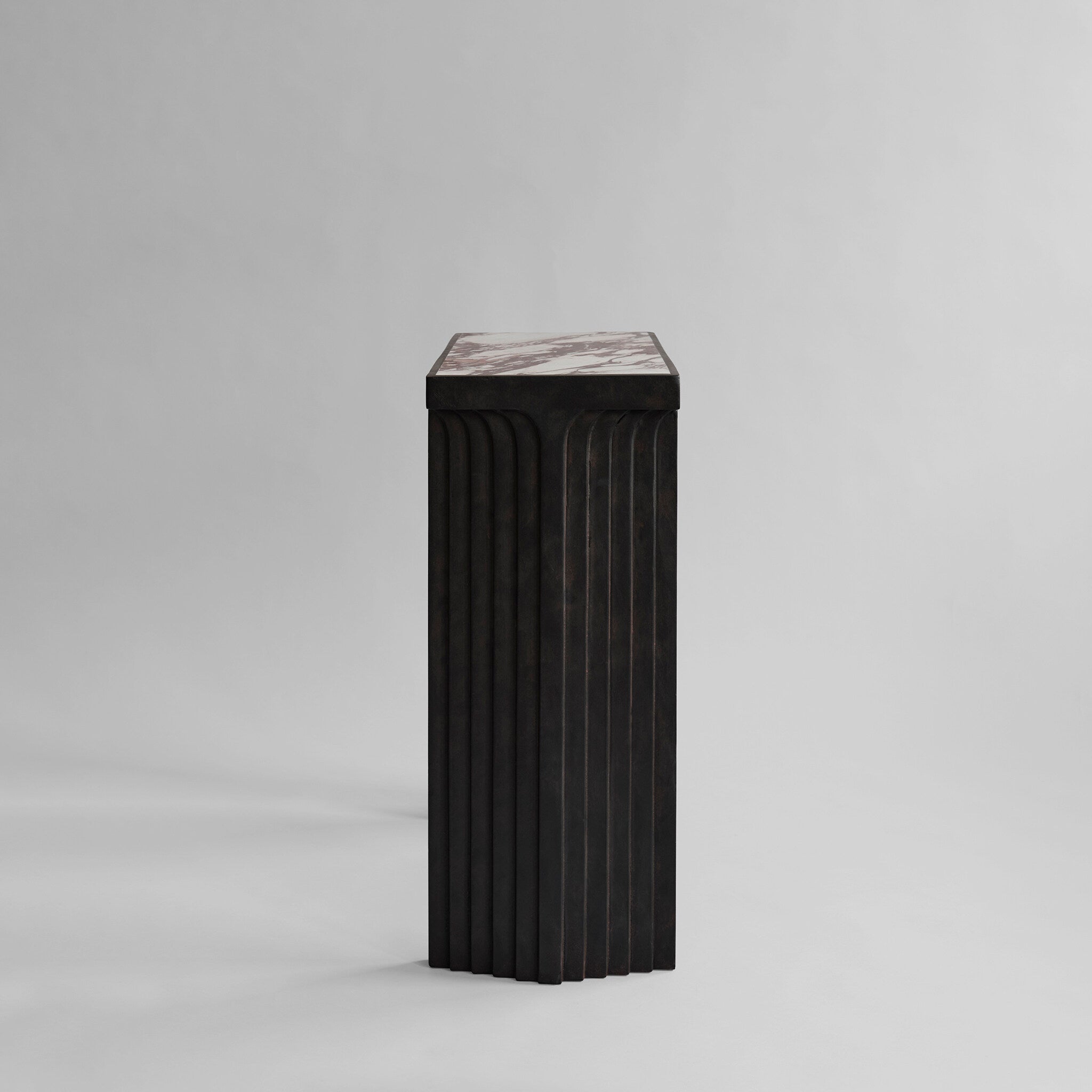 101 Copenhagen - Arc Console - Calacatta - Console