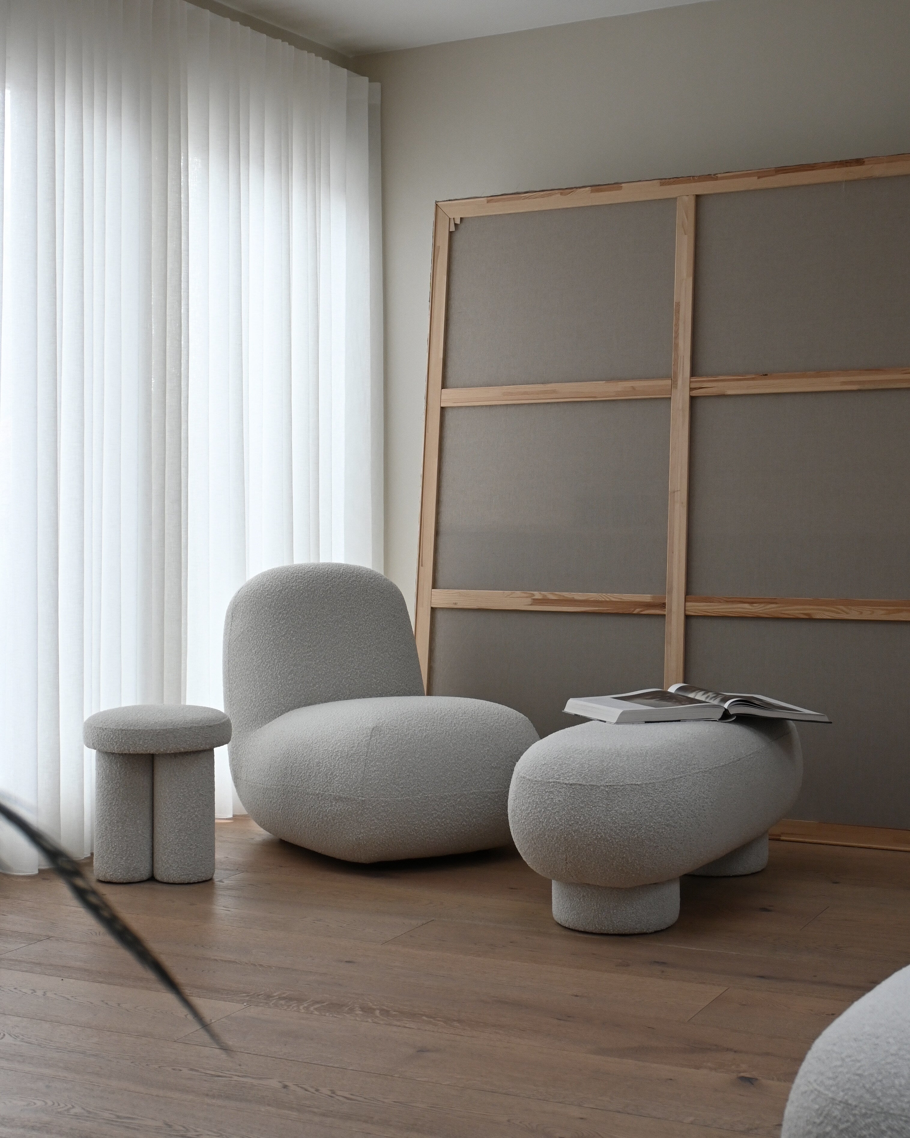 101 Copenhagen - Big Foot Bench - Off White (CPH 900) - Bench