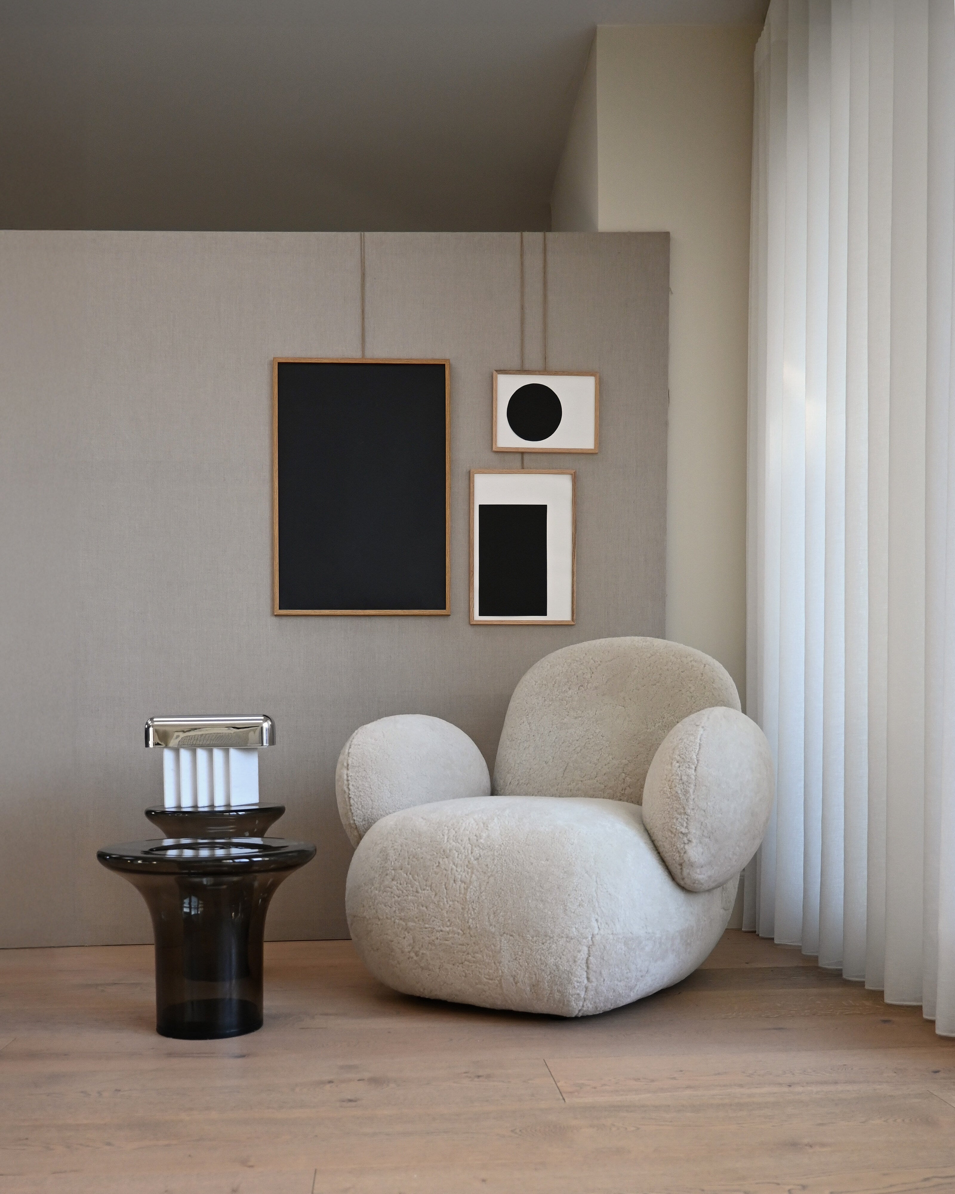 101 Copenhagen - Toe Armchair, Flat - Sandshell (Sheepskin) - Armchair