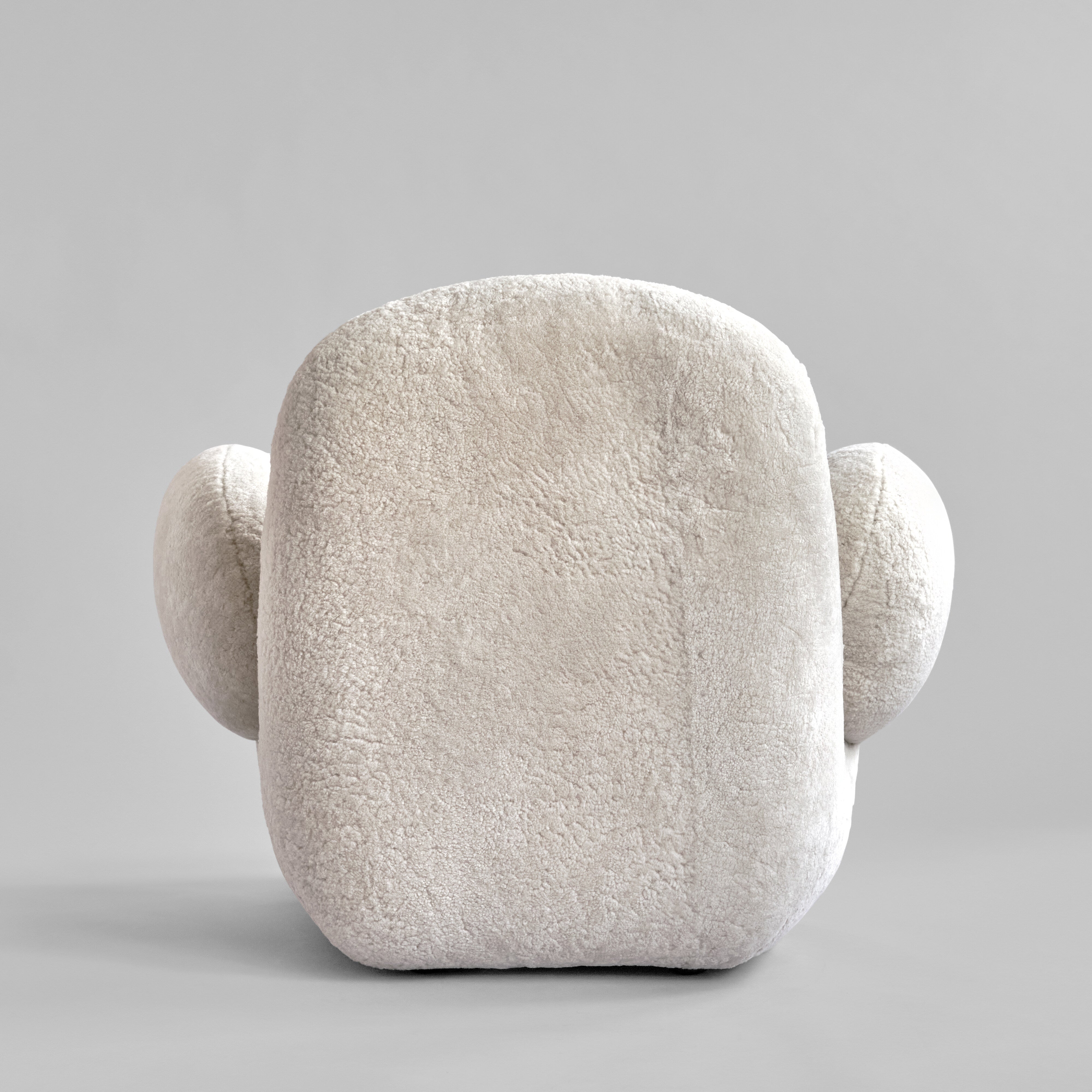 101 Copenhagen - Toe Armchair, Flat - Sandshell (Sheepskin) - Armchair