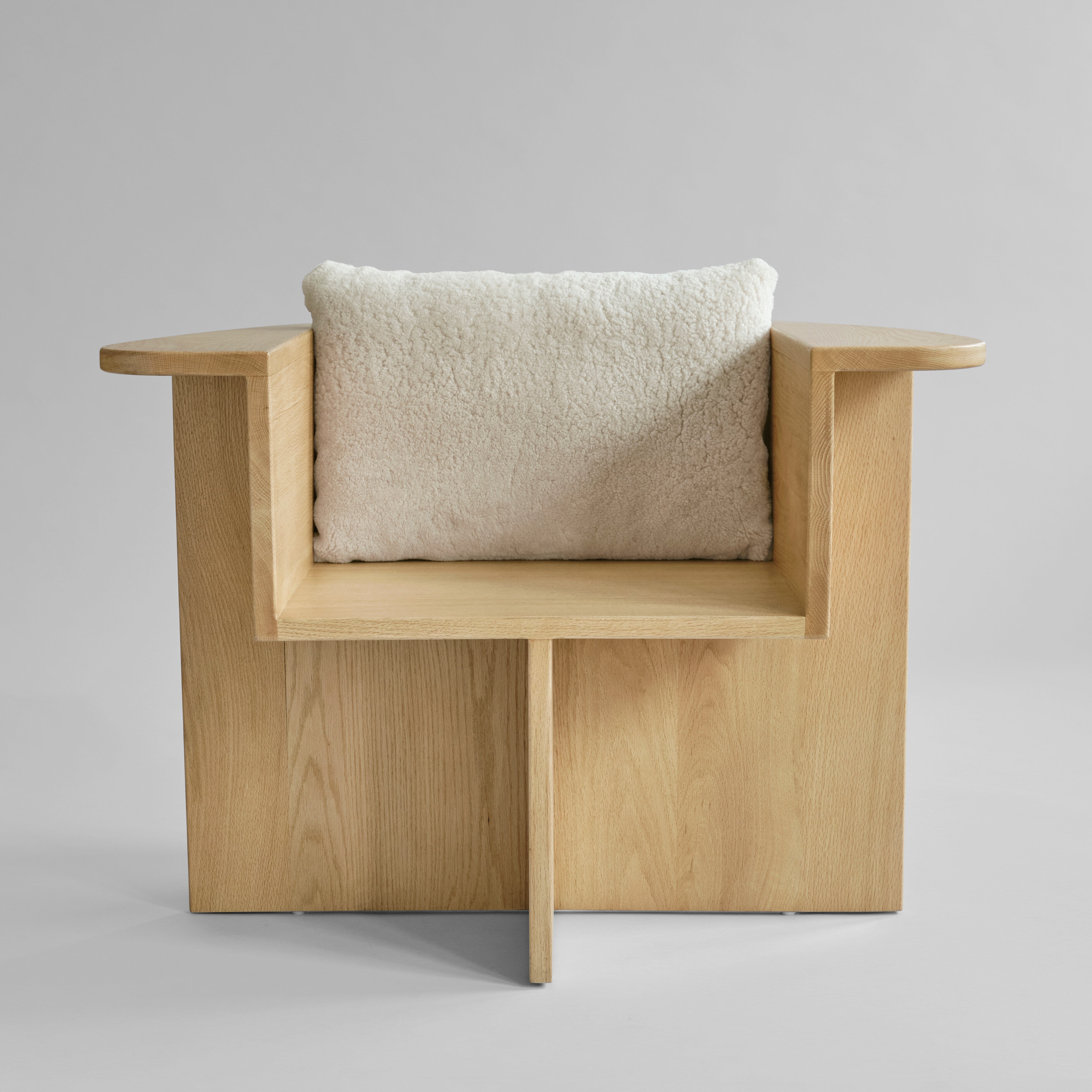 101 Copenhagen - Makura Pillow 11 - Sandshell (Sheepskin) - Pillow