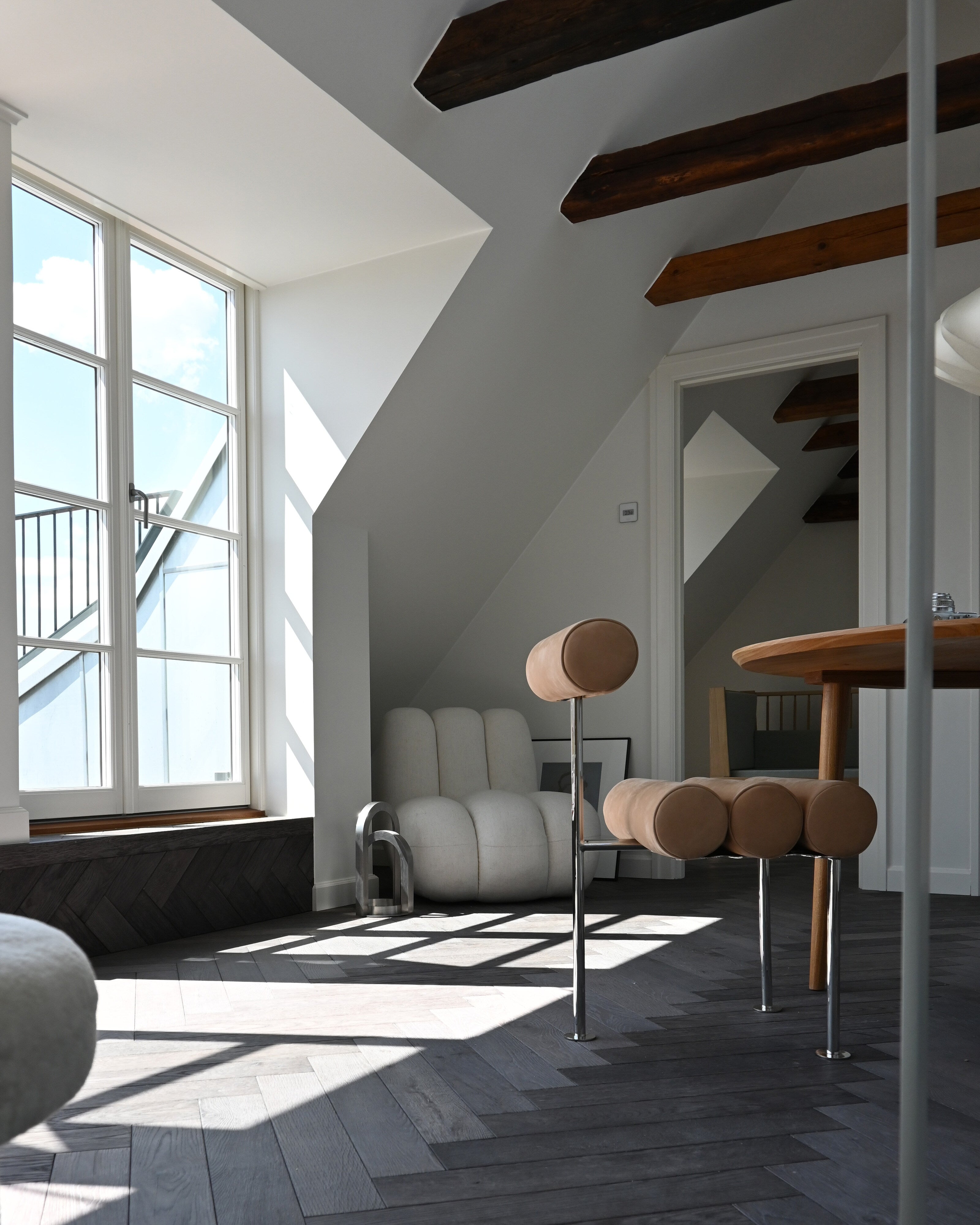 101 Copenhagen - Hiro Dining Chair, Stainless Steel - Nubuck - Dining Chair