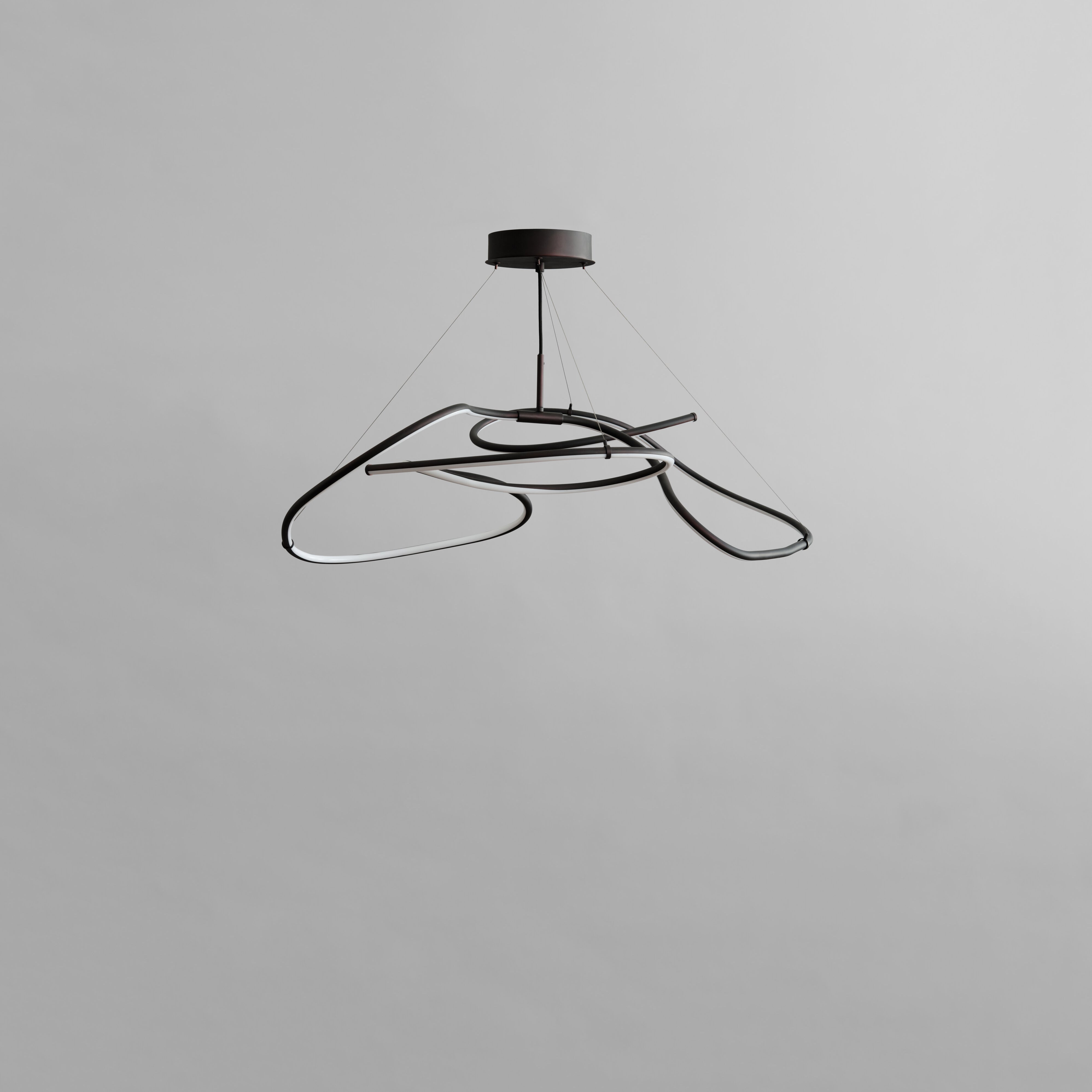 101 Copenhagen - Ghost Chandelier, Mini - Burned Black (5m) - Chandelier