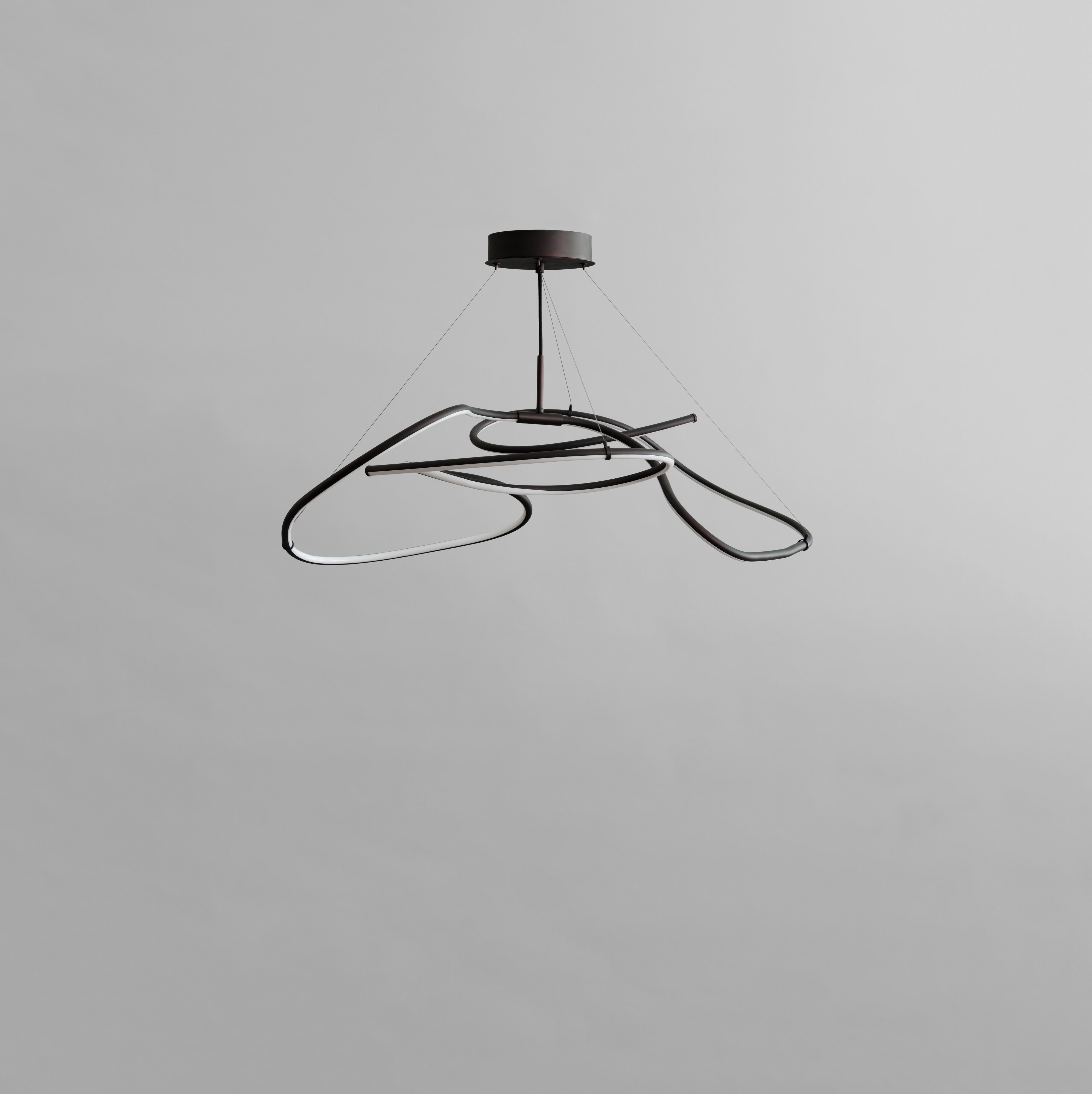 101 Copenhagen - Ghost Chandelier, Mini - Burned Black (5m) - Chandelier