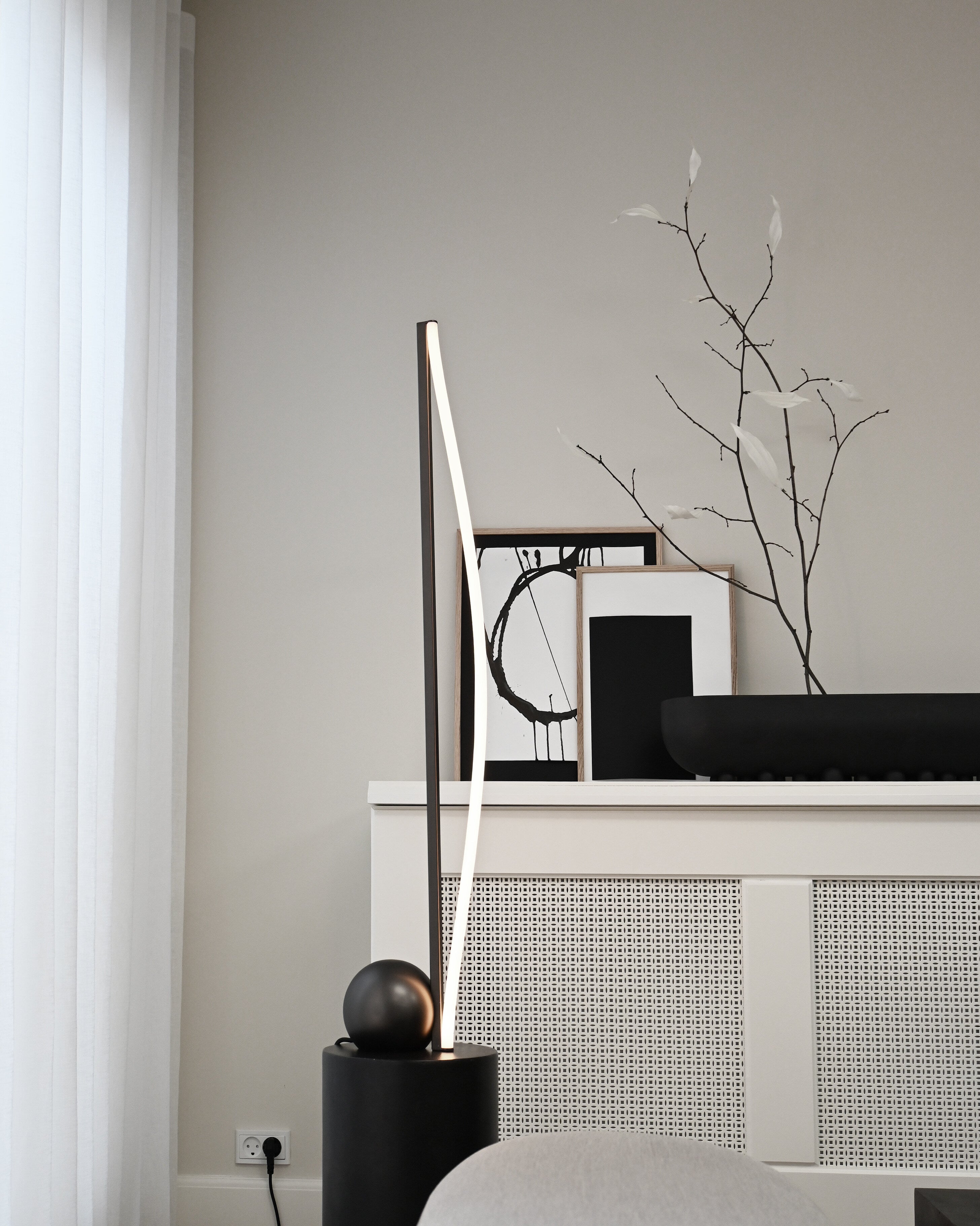 101 Copenhagen - Bow Floor Lamp - Bronze - Floor Lamp