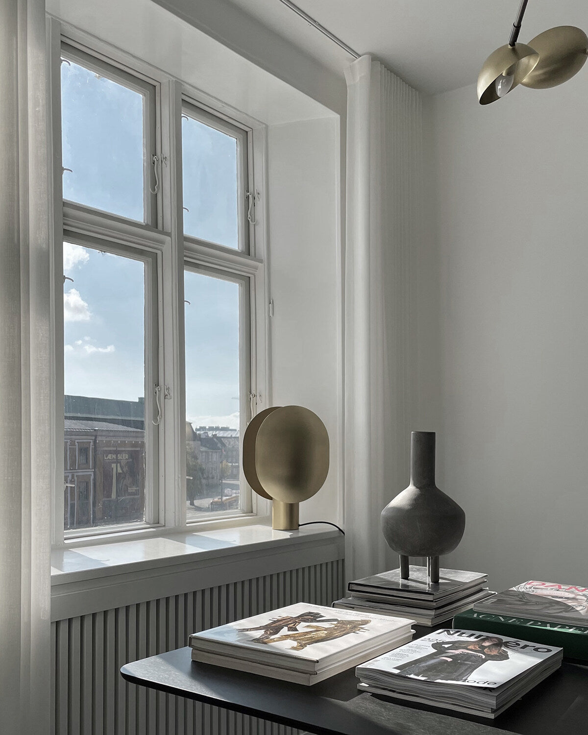 101 Copenhagen - Clam Table Lamp - Brass - Table Lamp