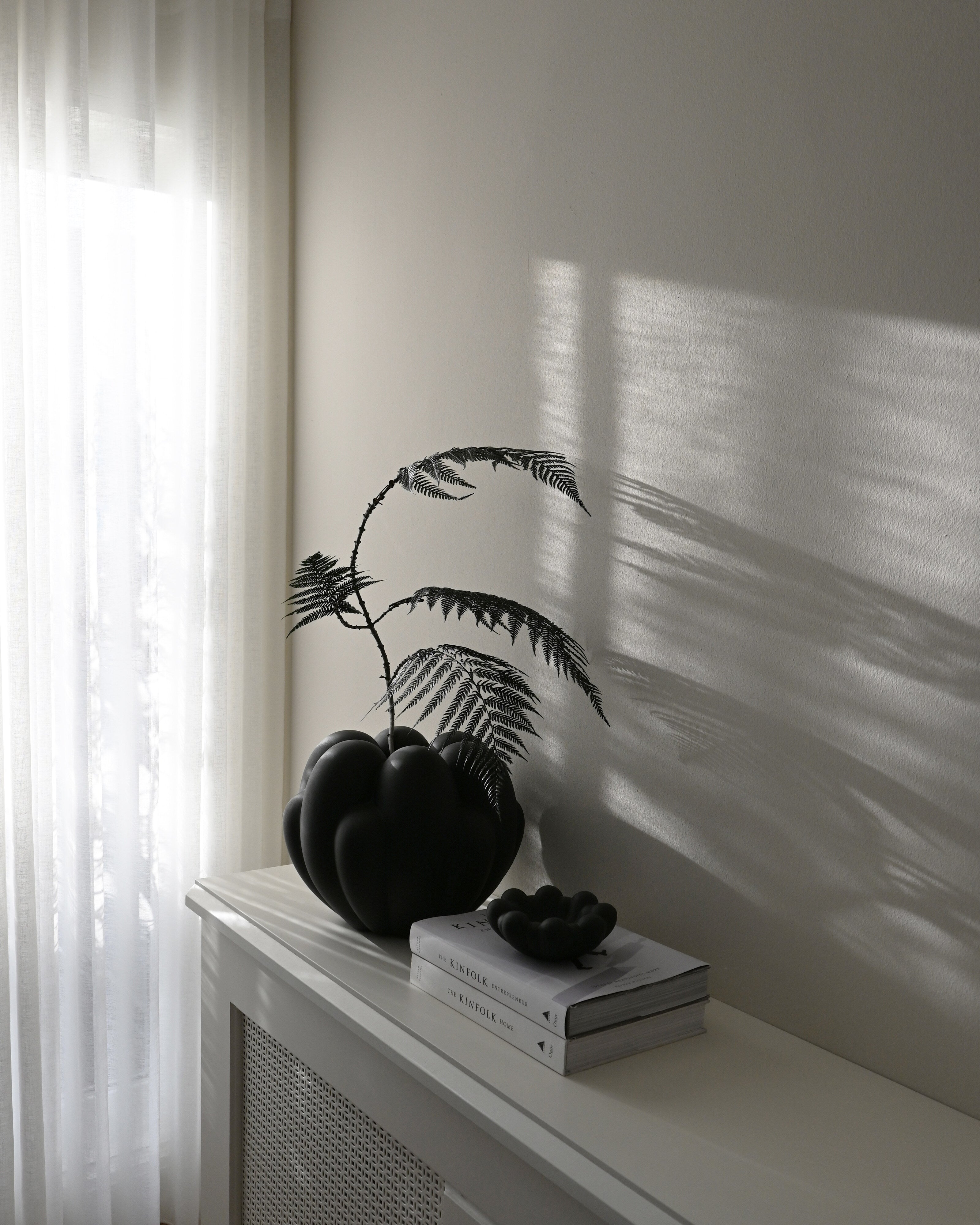 101 Copenhagen - Bloom Vase, Mini - Black - Vase