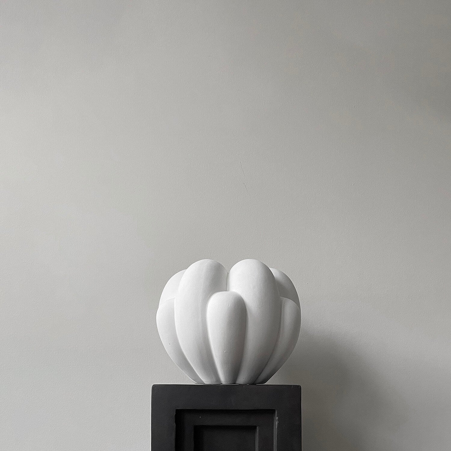101 Copenhagen - Bloom Vase, Mini - Bone White - Vase