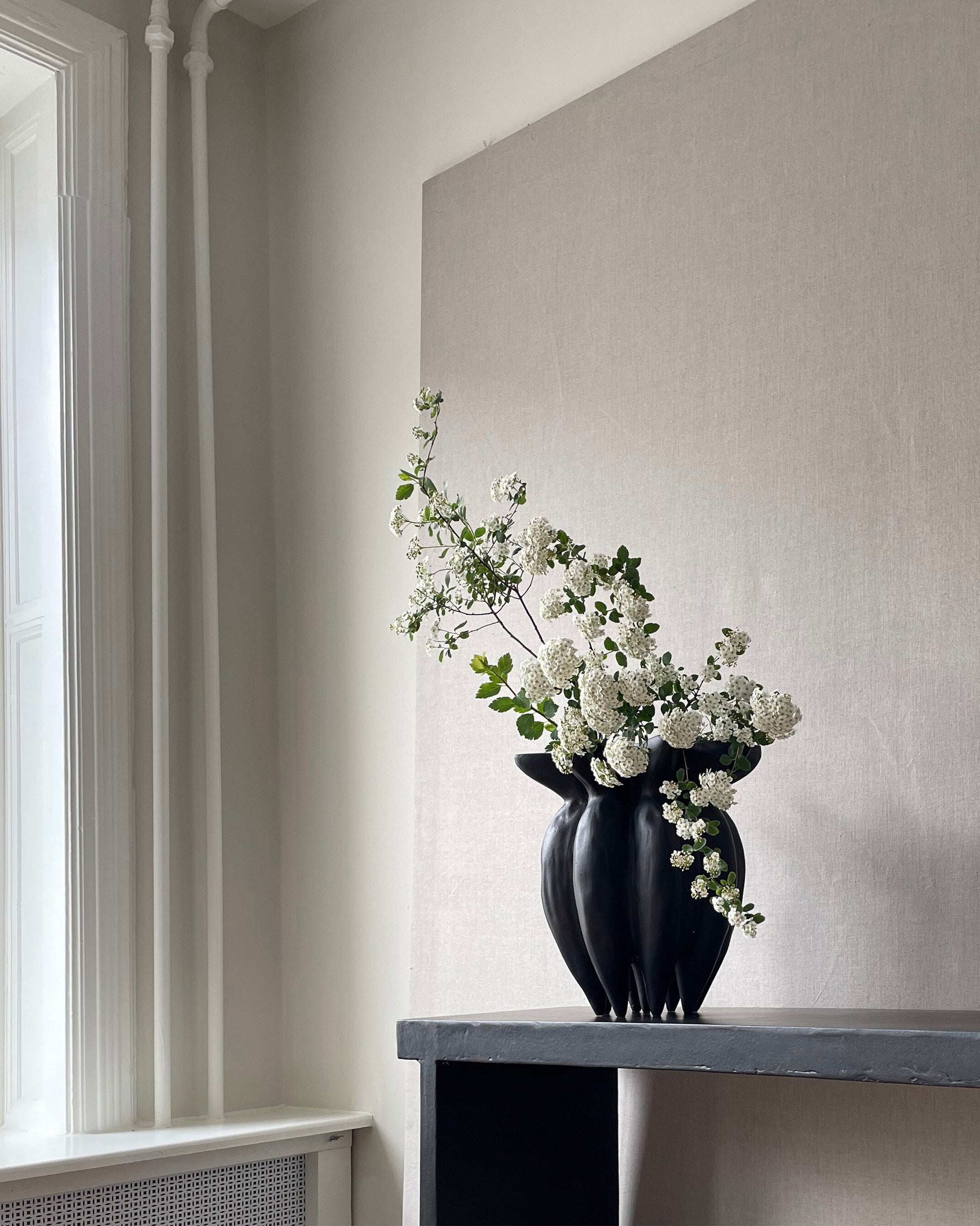 101 Copenhagen - Lotus Vase, Mini - Coffee - Vase