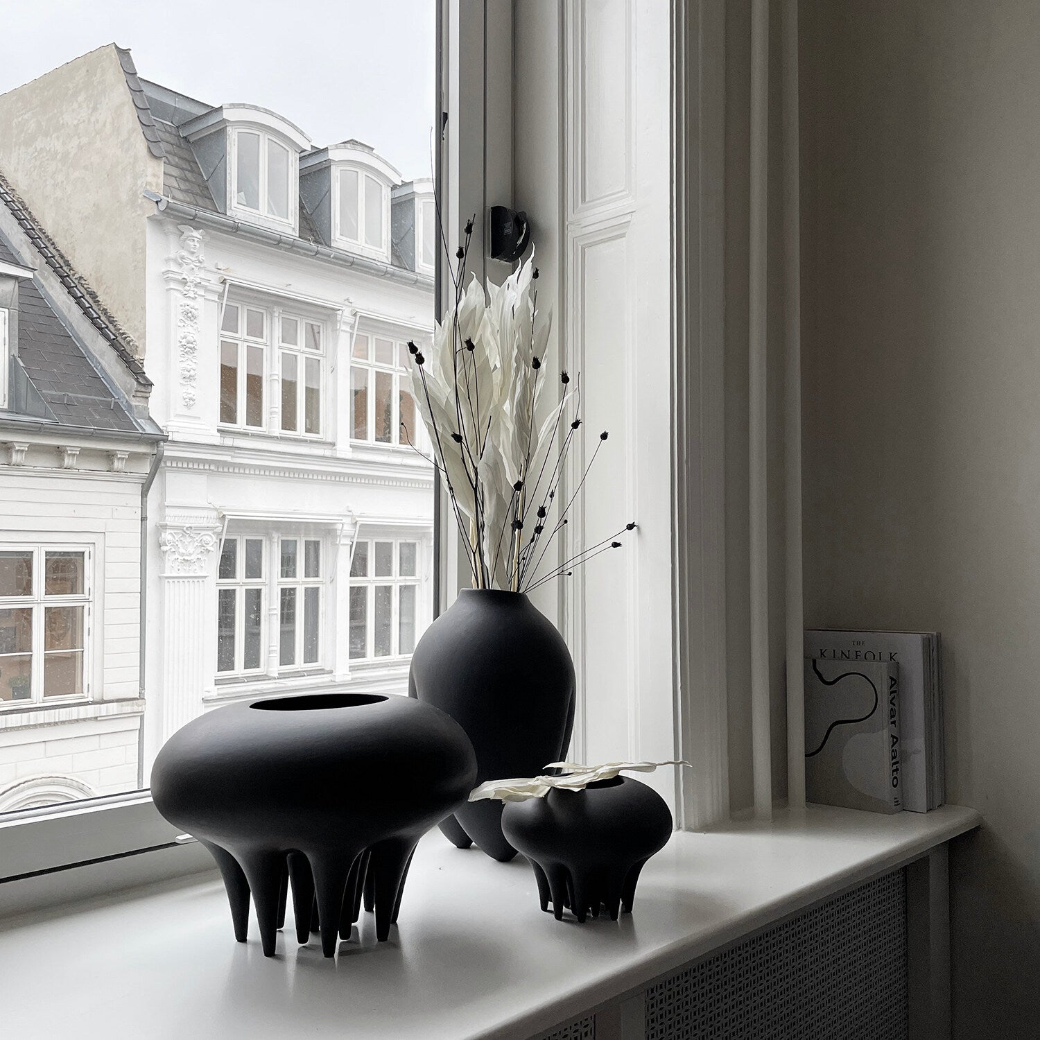 101 Copenhagen - Medusa Vase, Big - Coffee - Vase