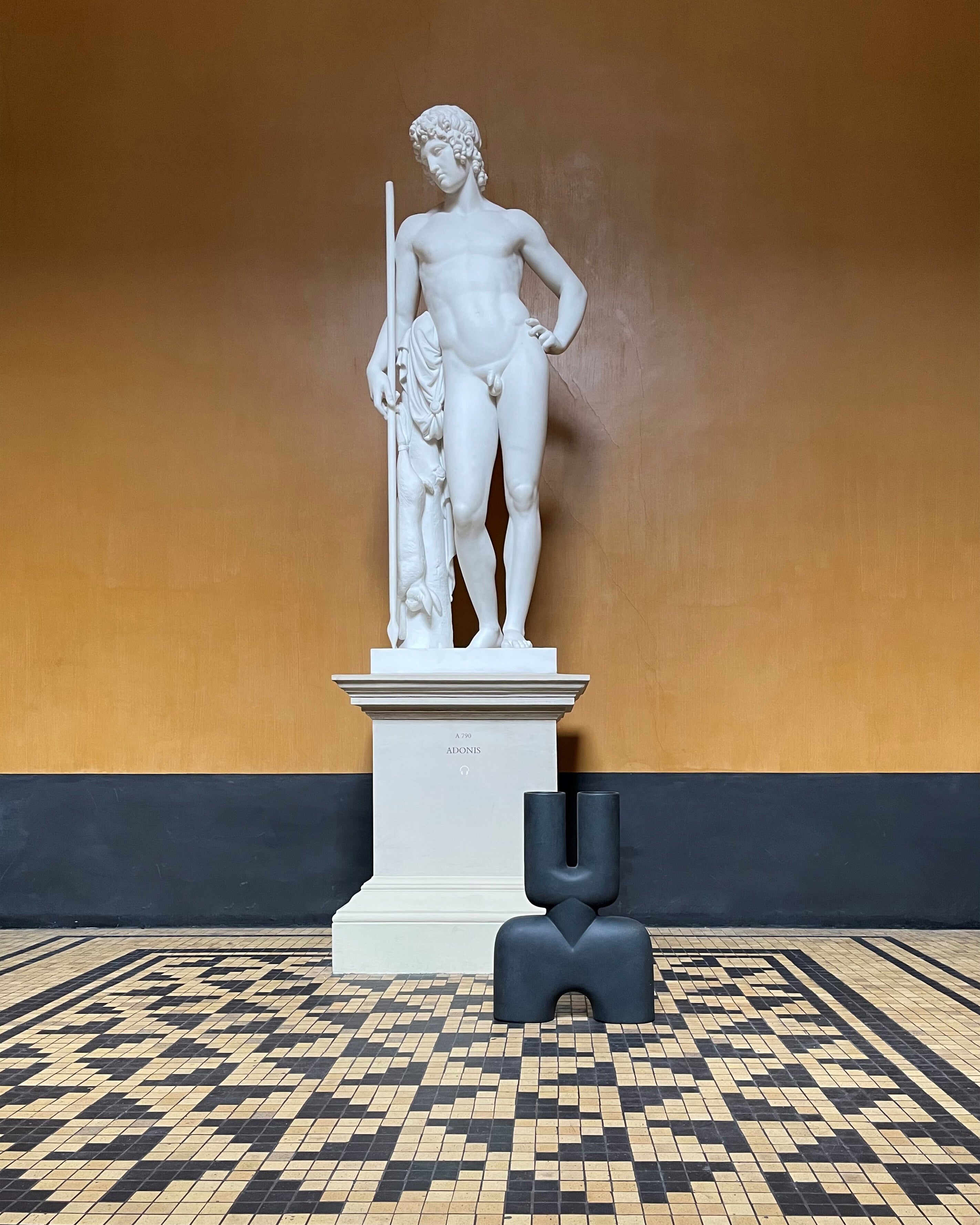 101 Copenhagen - Cobra Vase Double, Hexa - Black - Vase