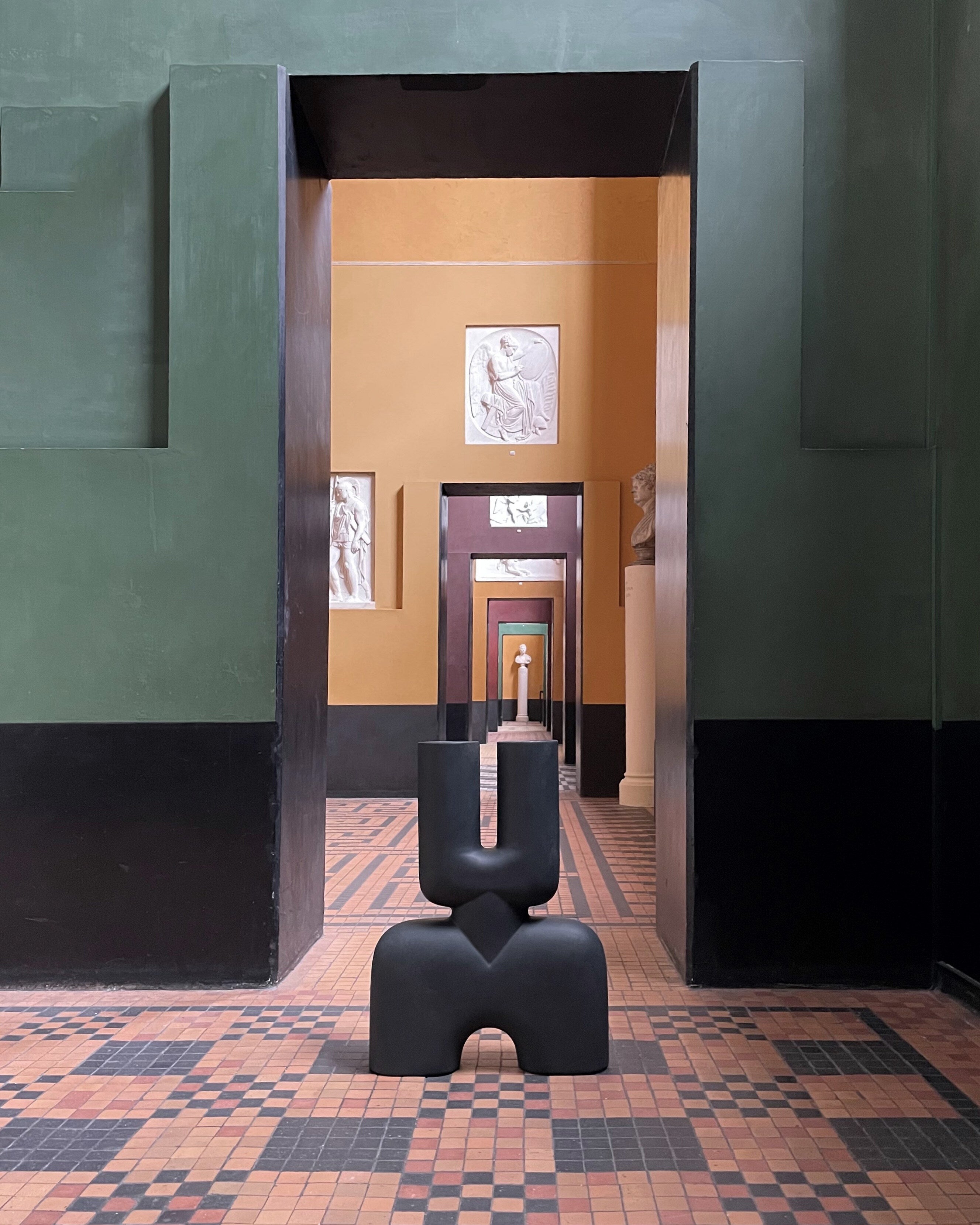 101 Copenhagen - Cobra Vase Double, Hexa - Black - Vase