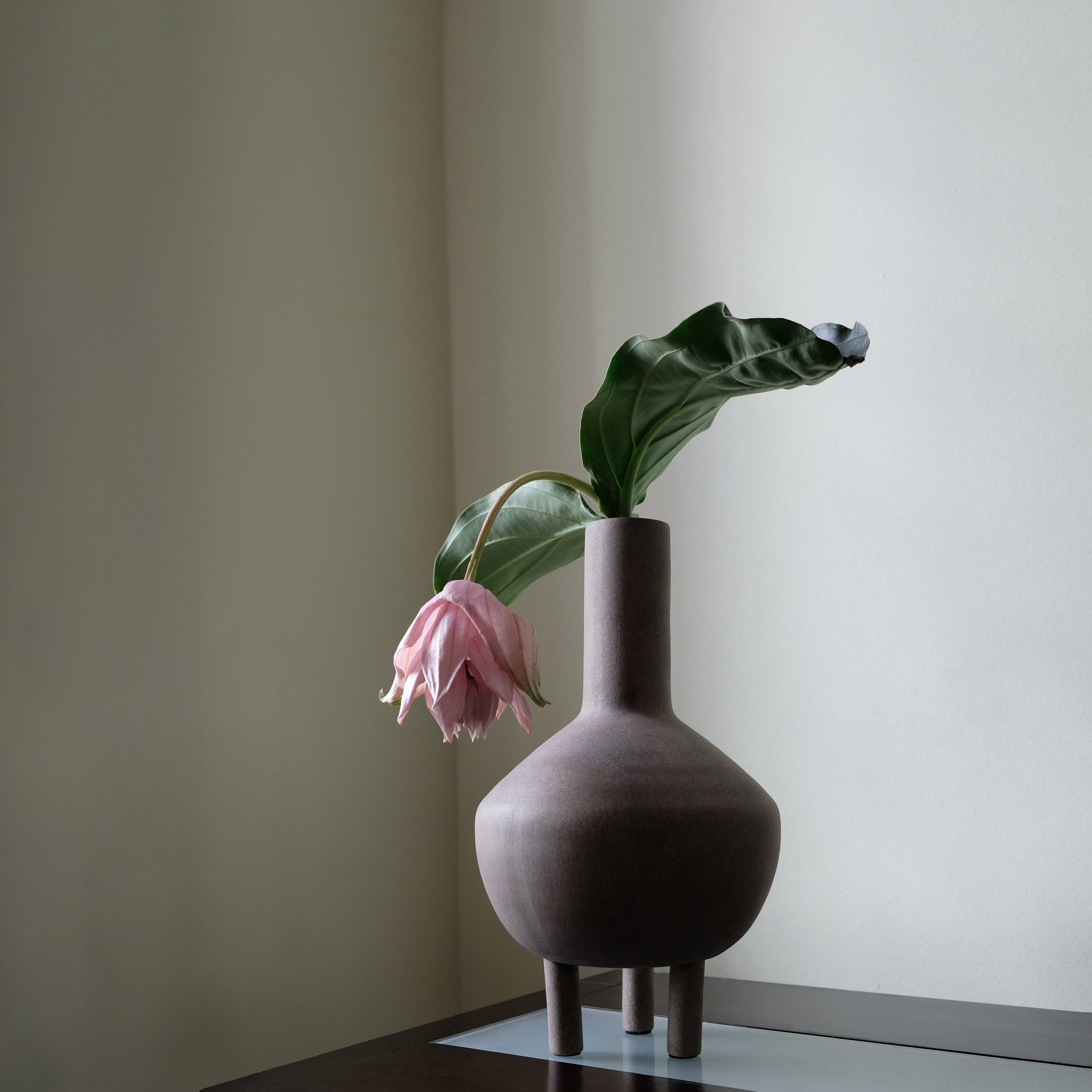 101 Copenhagen - Duck Vase, Fat - Taupe - Vase