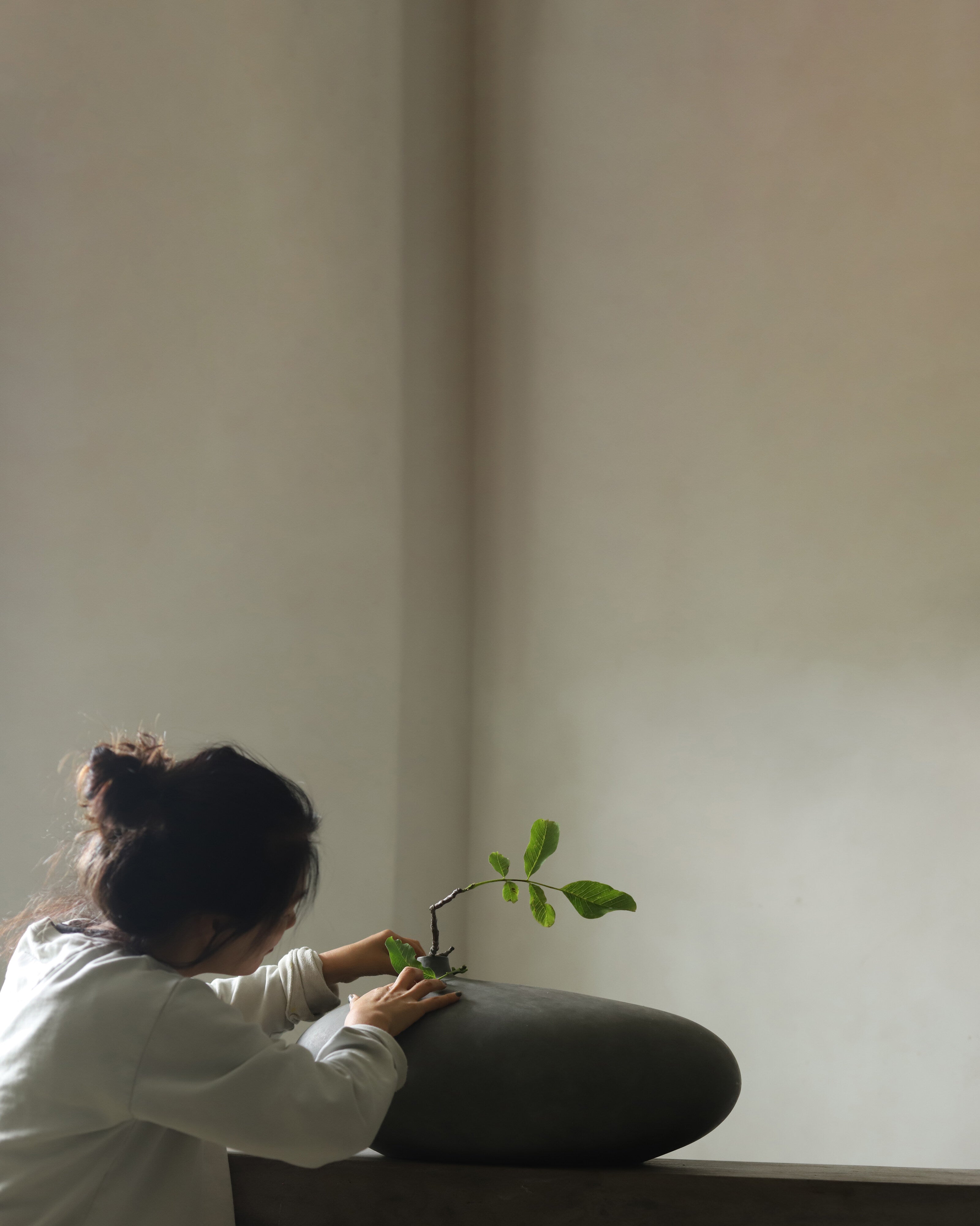 101 Copenhagen - Submarine Vase, Fat - Dark grey - Vase