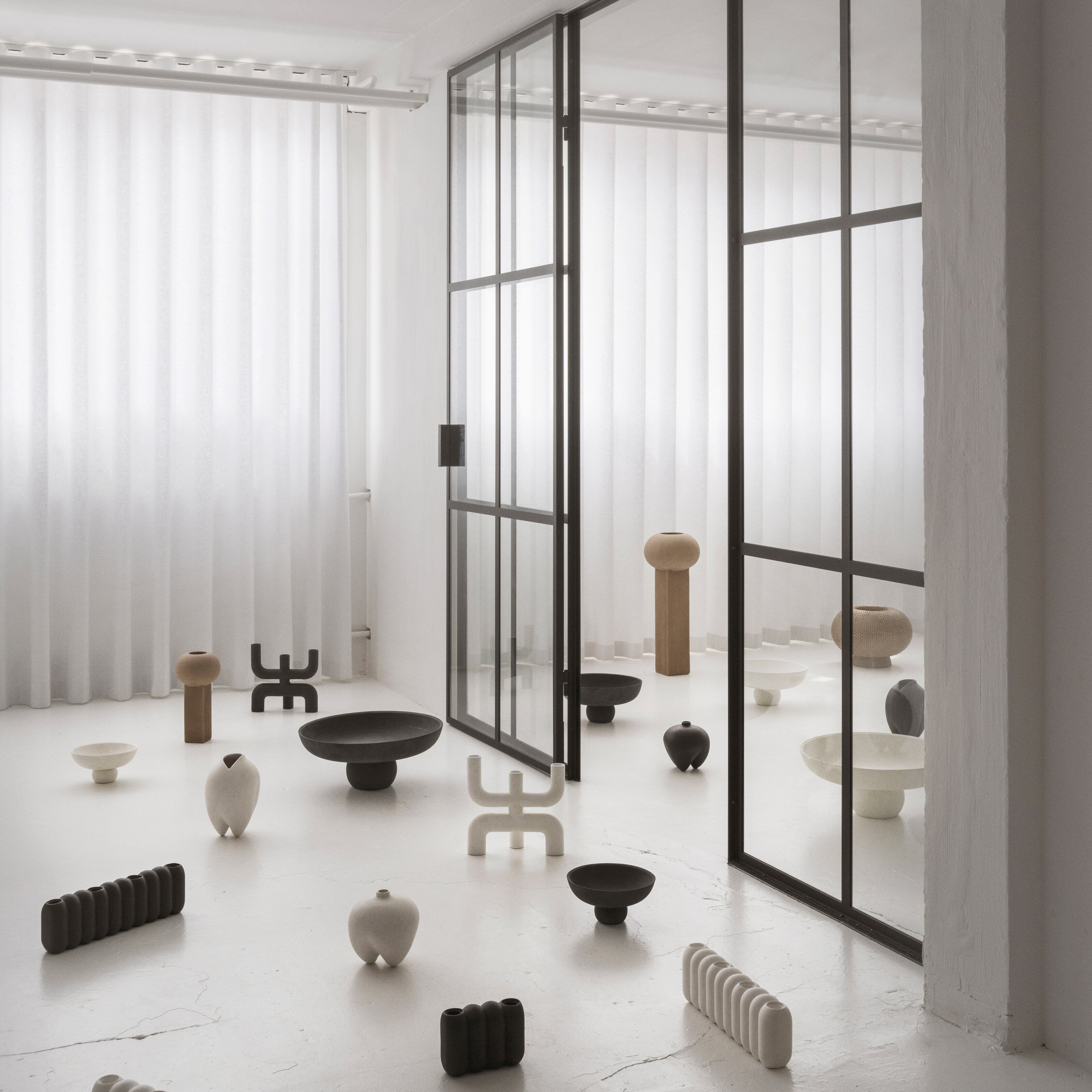 101 Copenhagen - Cobra Candle Holder - Black - Candle Holder