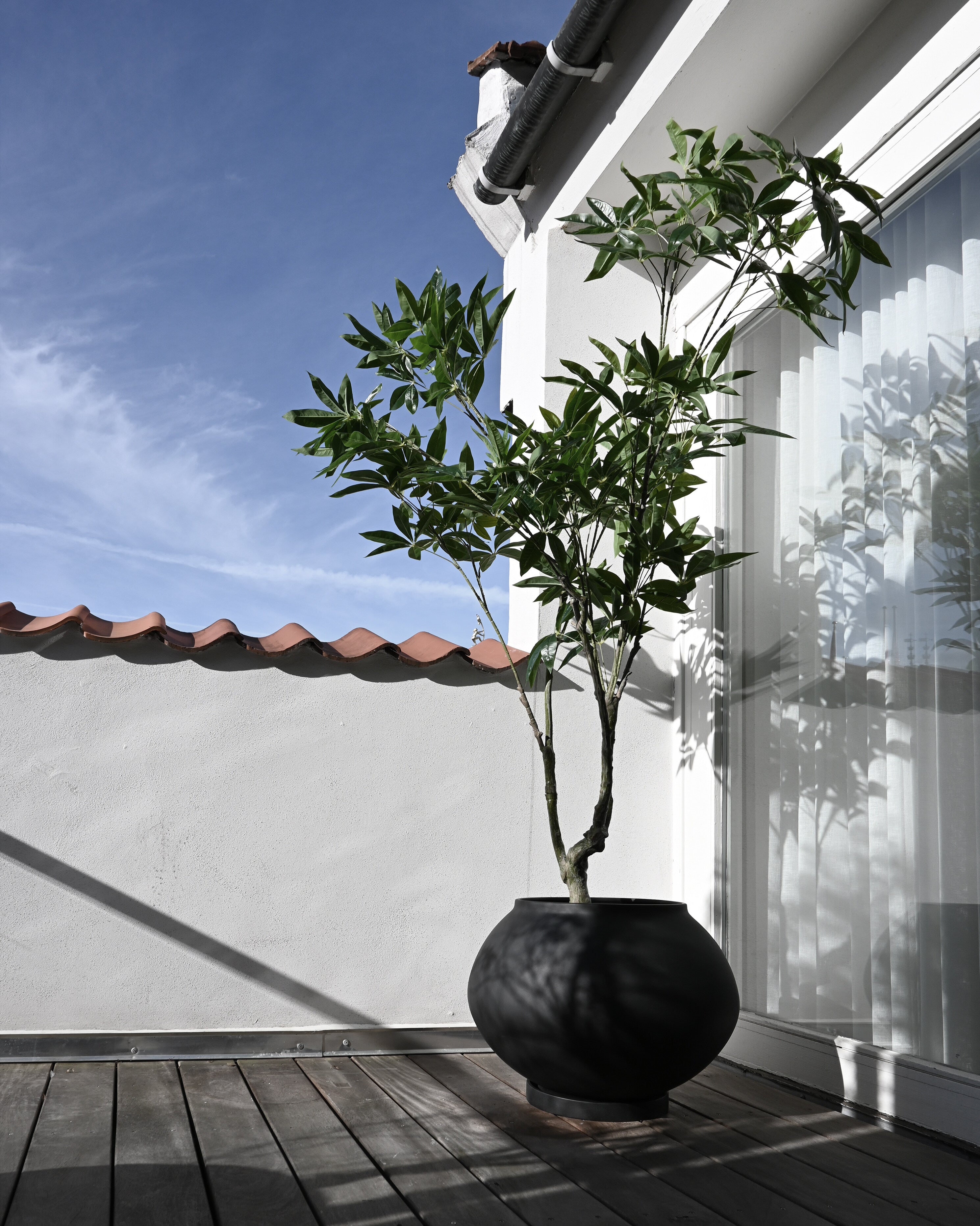 101 Copenhagen - Sunao Plant Pot Fat, Hexa - Black - Plant Pot