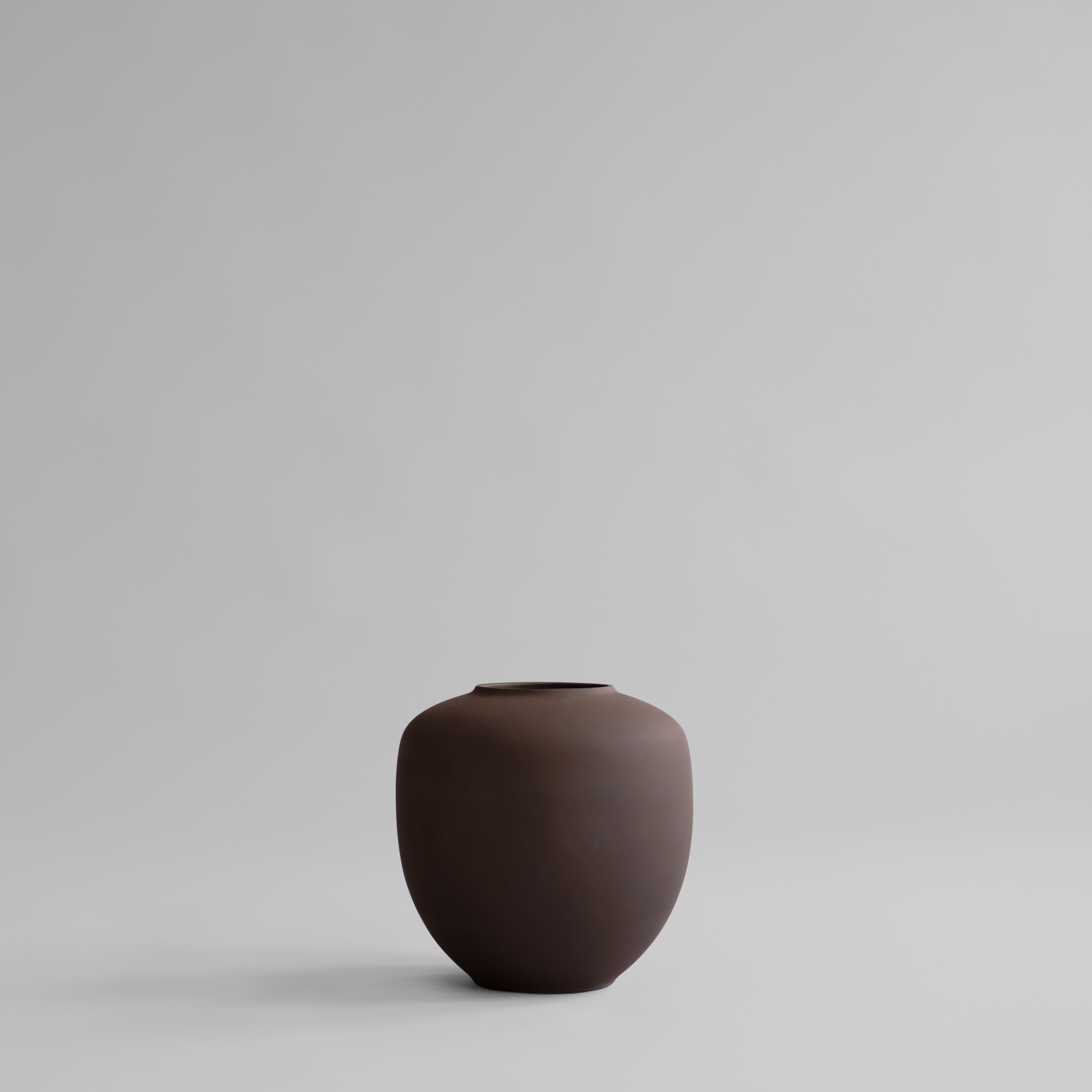 101 Copenhagen - Sunao Vase, Medio - Chocolate Brown - Vase
