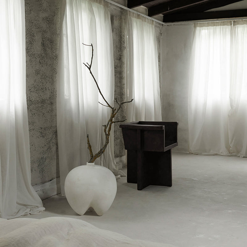 101 Copenhagen - Sumo Vase, Big - Bone White - Archive