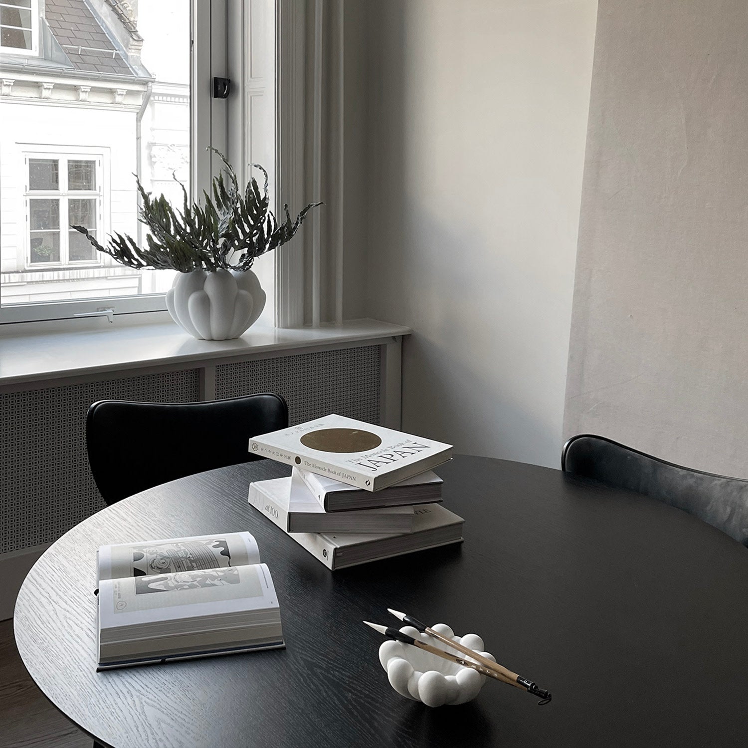 101 Copenhagen - Bloom Vase, Mini - Bone White - Vase