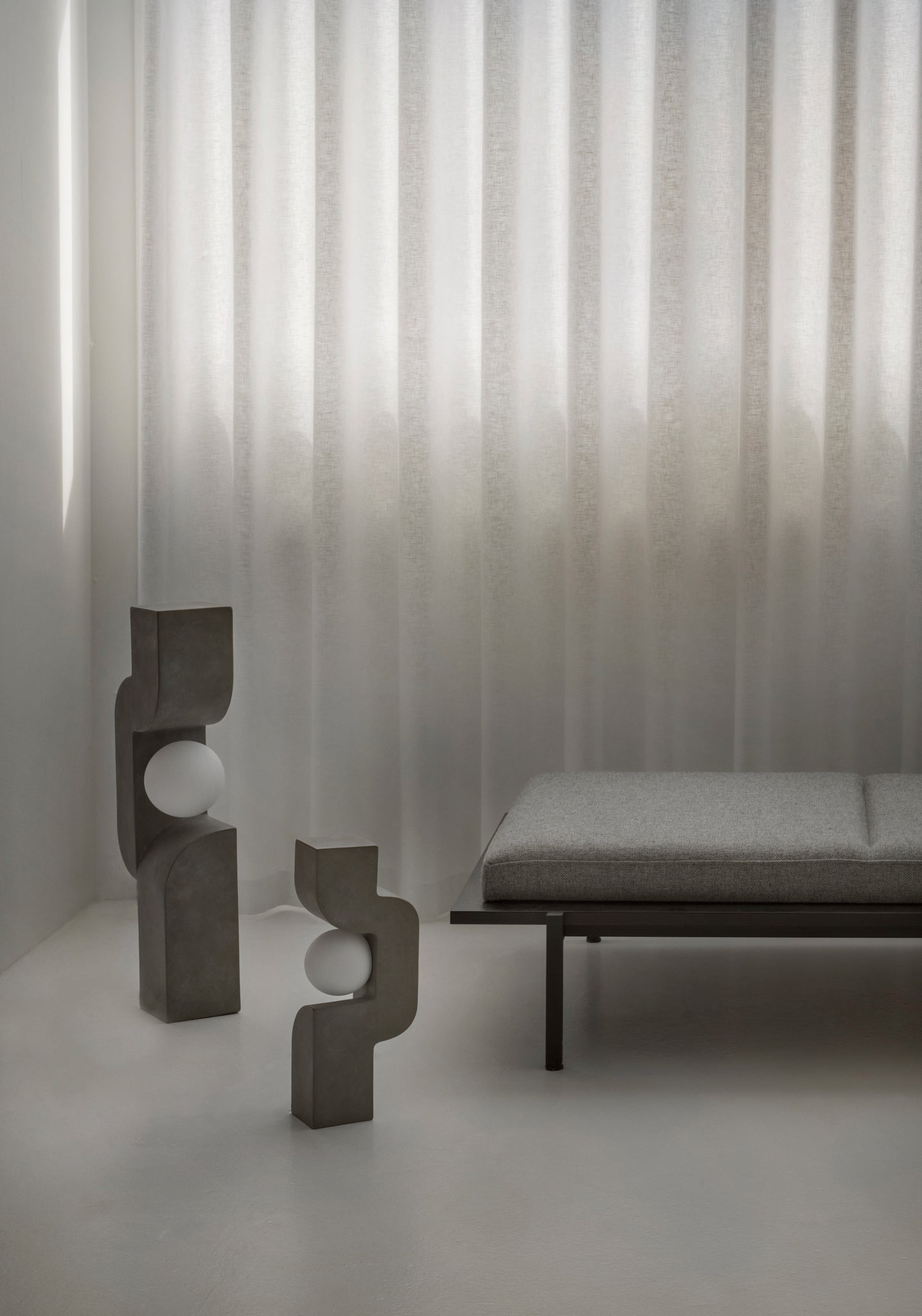 101 Copenhagen - Sitting Man, Big - Dark Grey - Floor Lamp