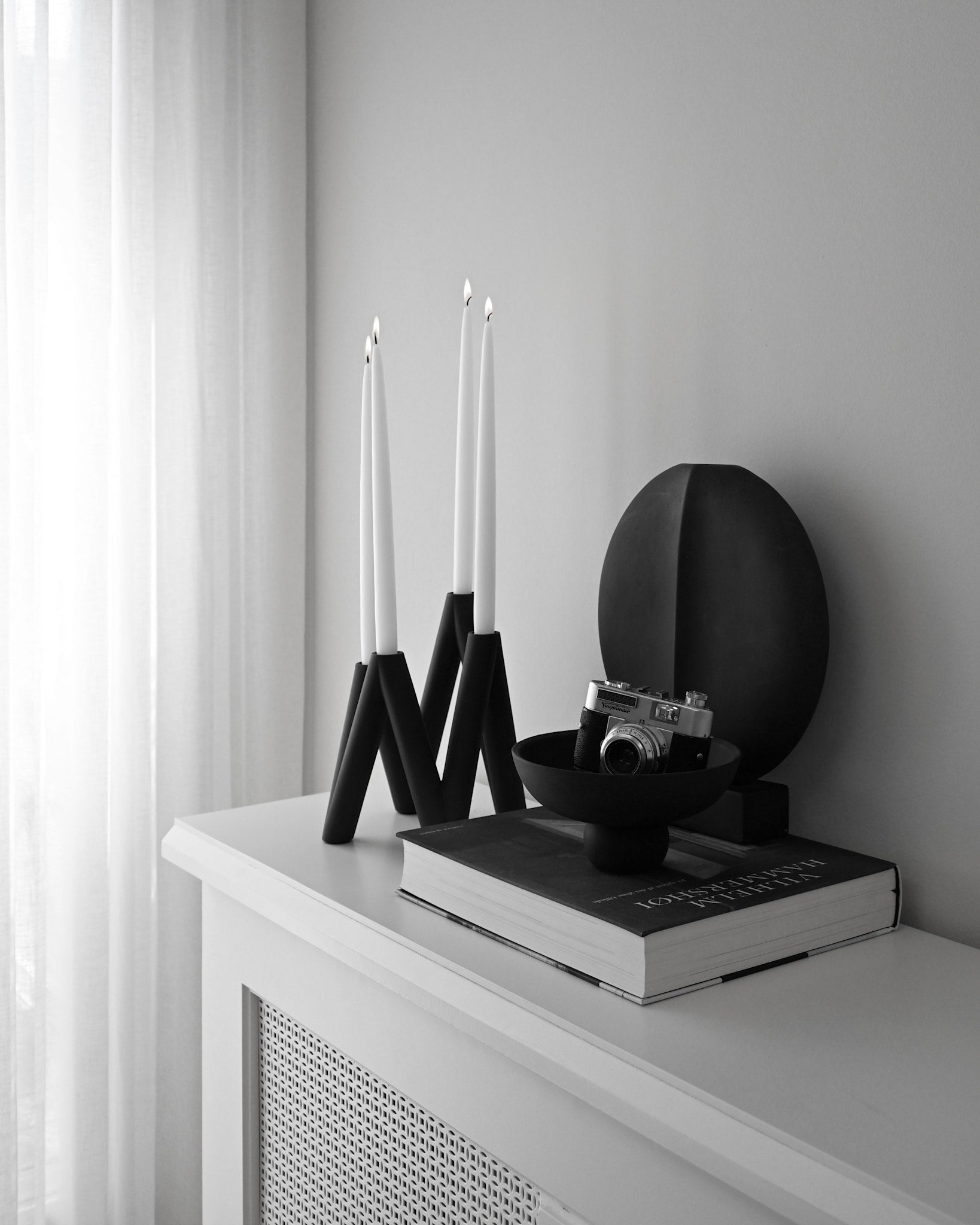 101 Copenhagen - W Candle Holder - Black - Candle Holders