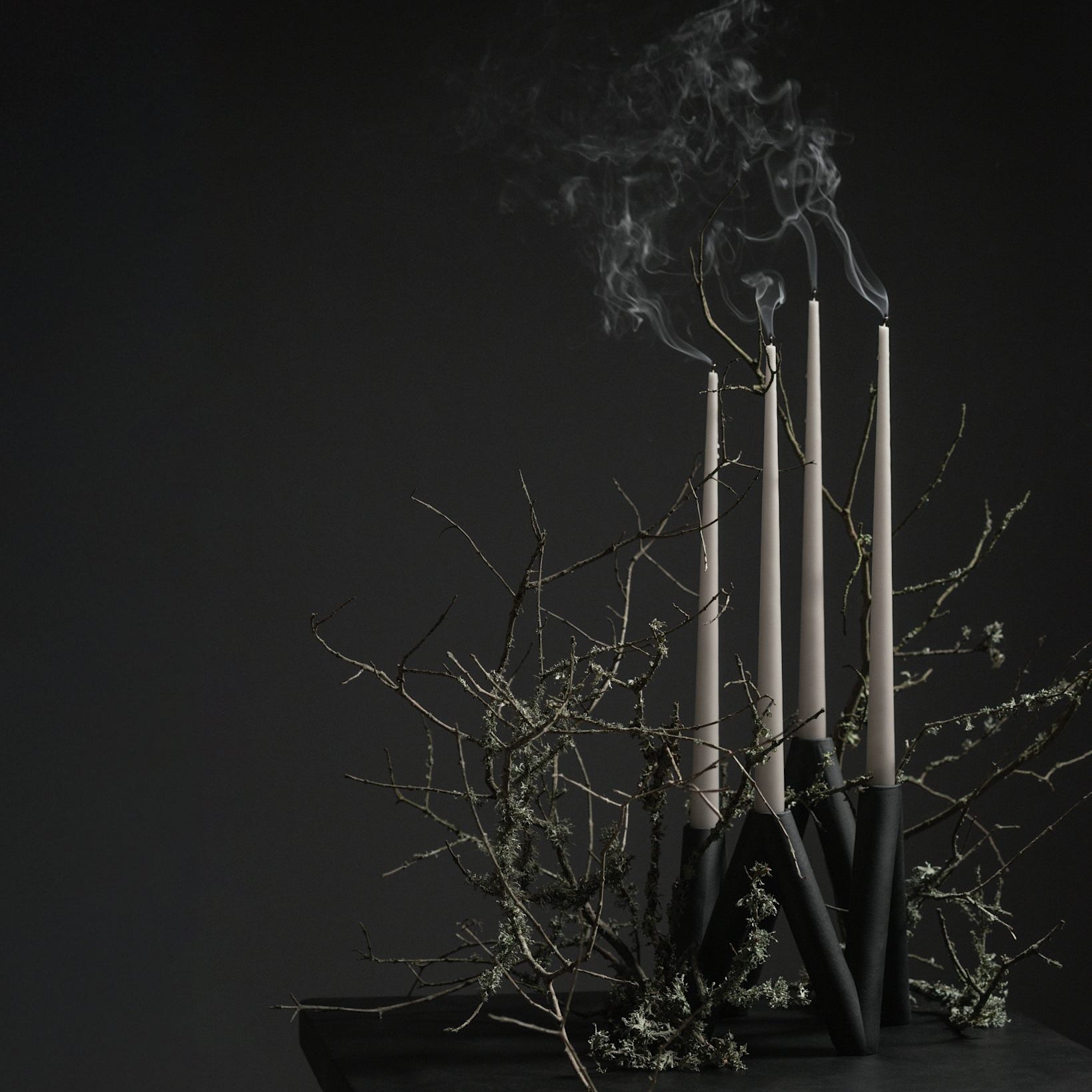 101 Copenhagen - W Candle Holder - Black - Candle Holders