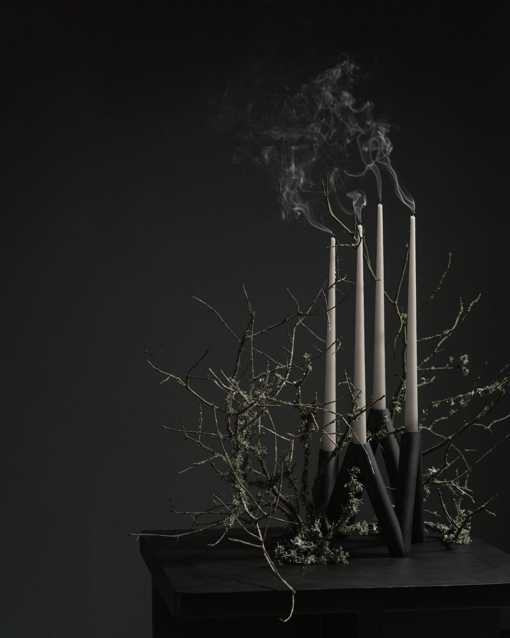 101 Copenhagen - W Candle Holder - Black - Candle Holders