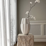 101 Copenhagen - Bloom Vase Slim, Mini - Bone White - Vase