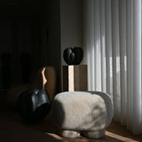 Big Foot Bench, Petit  - Sandshell (Sheepskin)