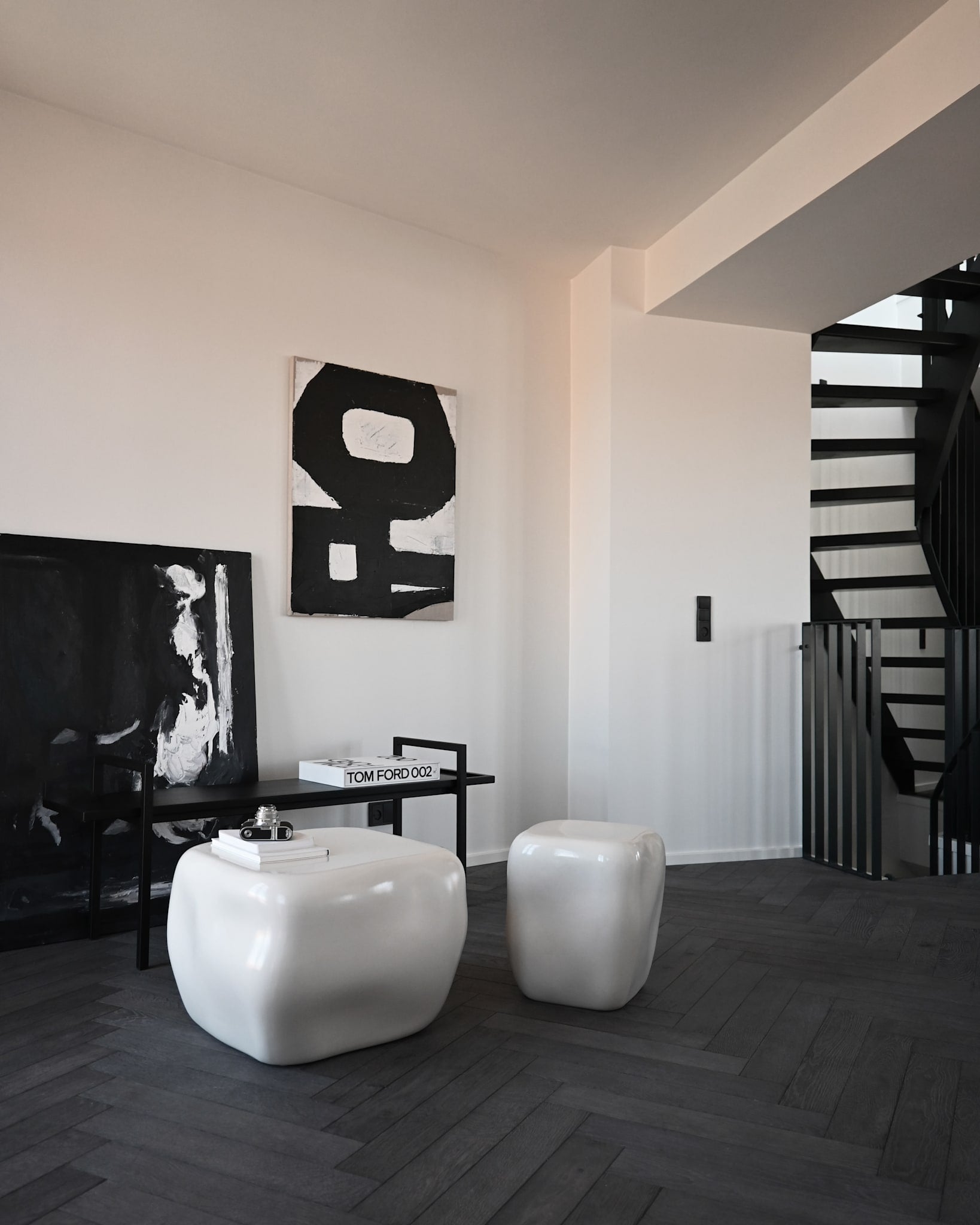 101 Copenhagen - Ishi Coffee Table, Medio - High Glaze Birch - Coffee or Side Table