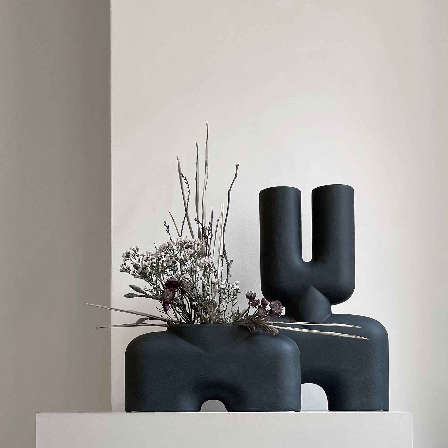 101 Copenhagen - Cobra Vase Double, Medio - Black - Vase