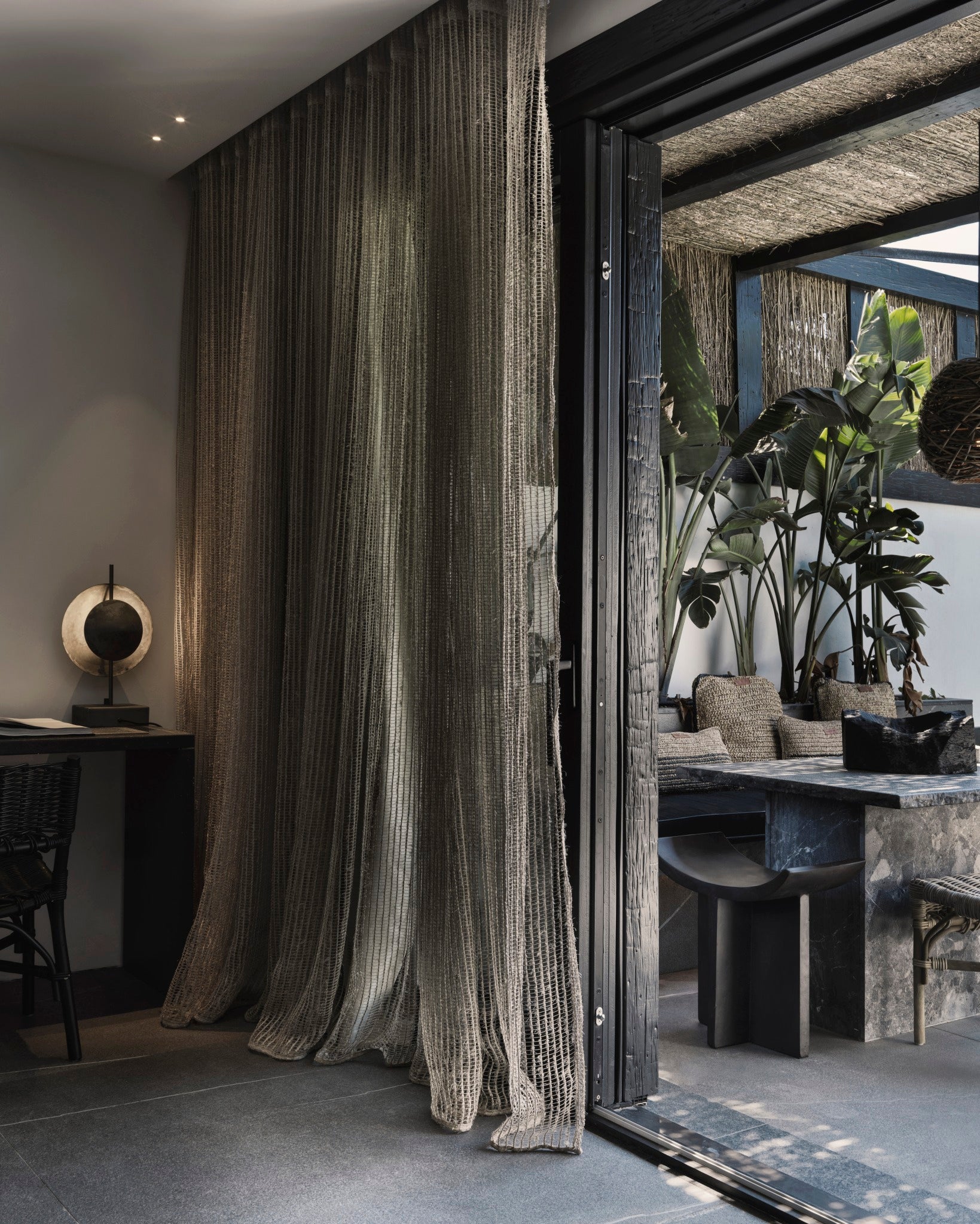 101 Copenhagen Brutus Stool - Coffee and dusk Table lamp