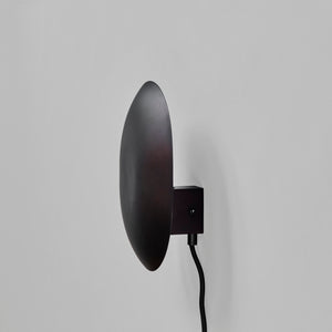 Clam Wall Lamp - Burned Black - 101 CPH